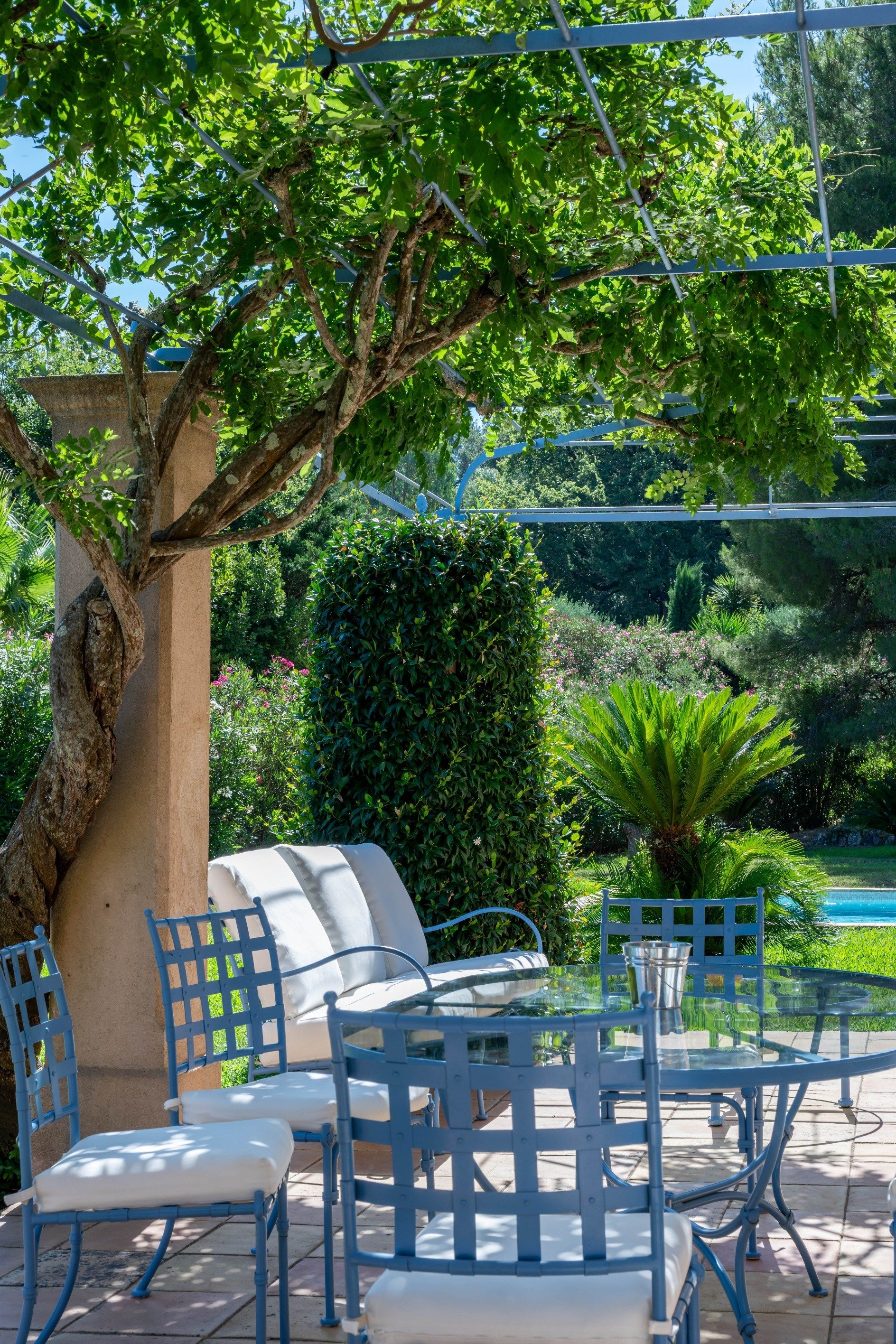 provencal house 6 Rooms for sale on ST TROPEZ (83990)