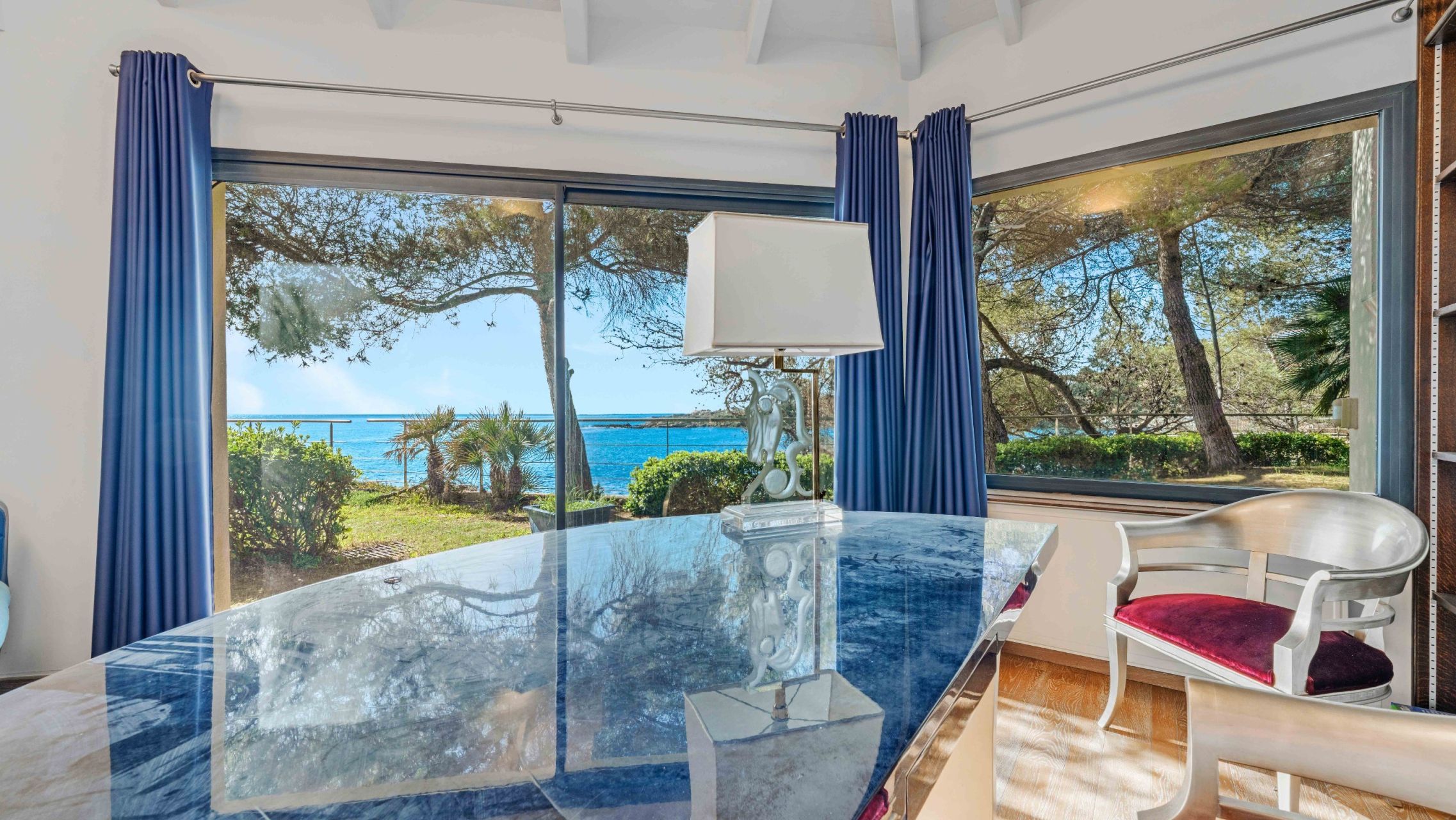 villa 7 Pièces en vente sur LES ISSAMBRES (83380)