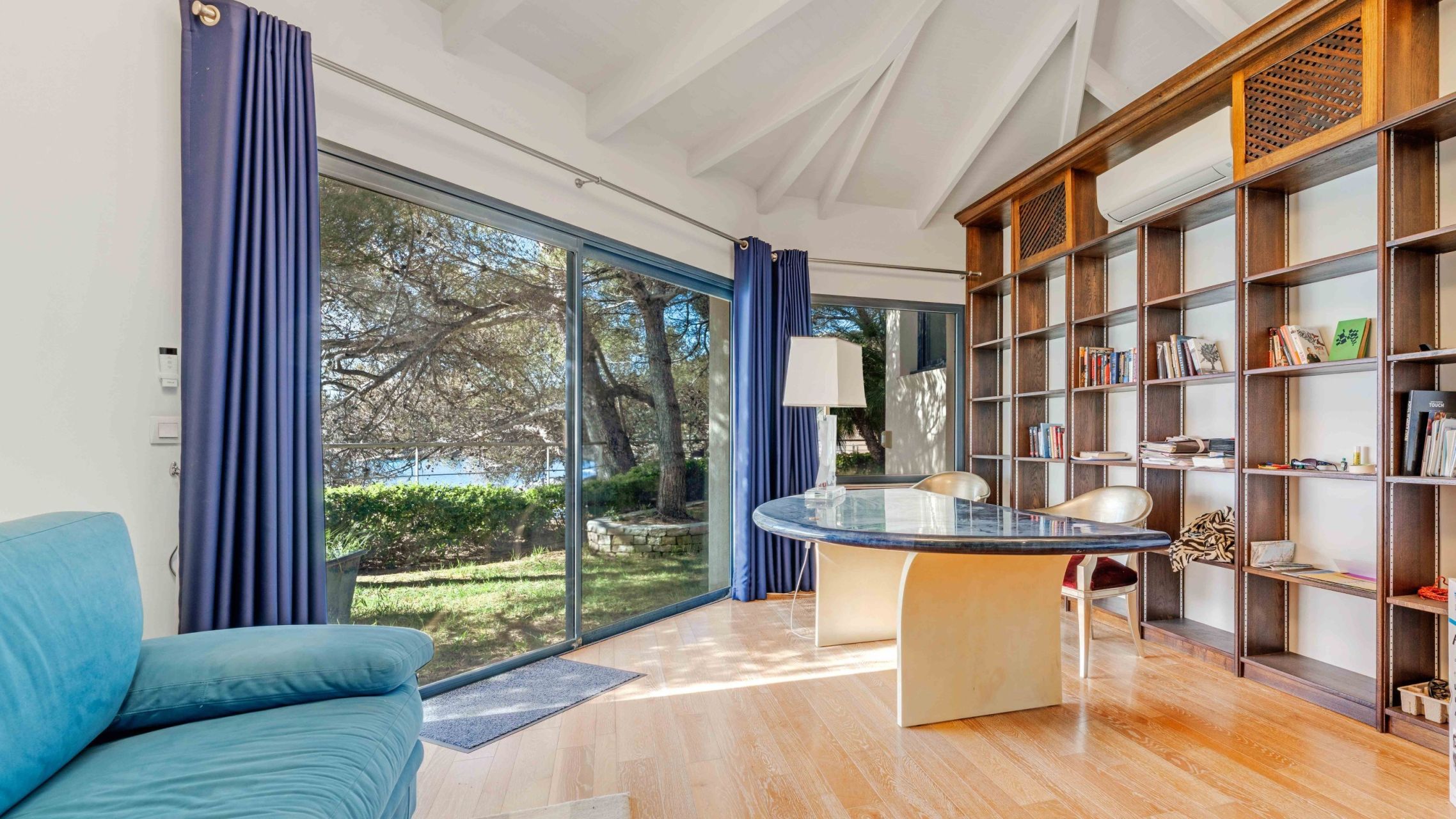 villa 7 Pièces en vente sur LES ISSAMBRES (83380)