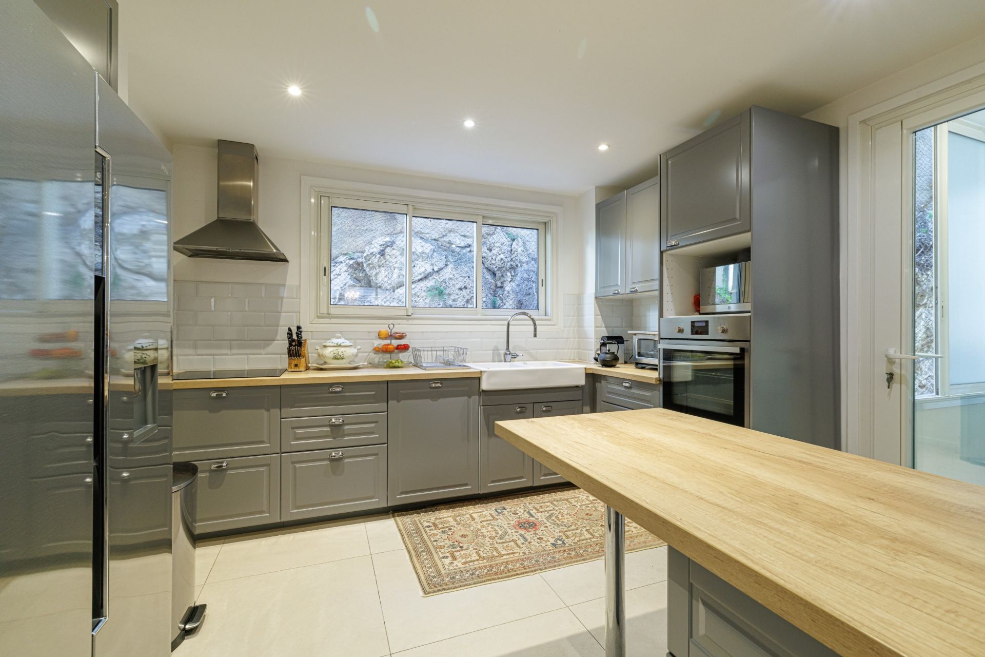 apartment 2 Rooms for sale on VILLEFRANCHE SUR MER (06230)