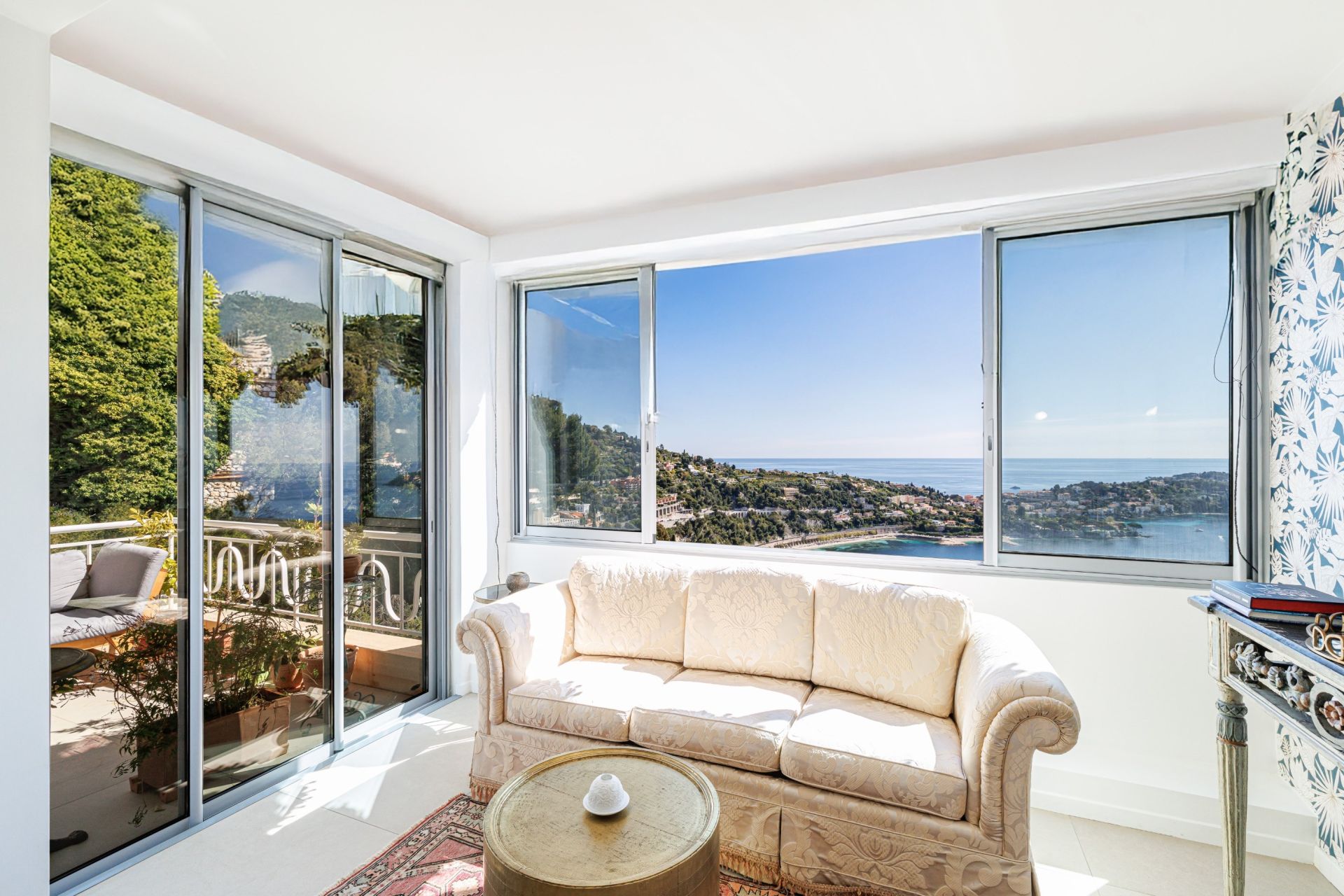 apartment 2 Rooms for sale on VILLEFRANCHE SUR MER (06230)