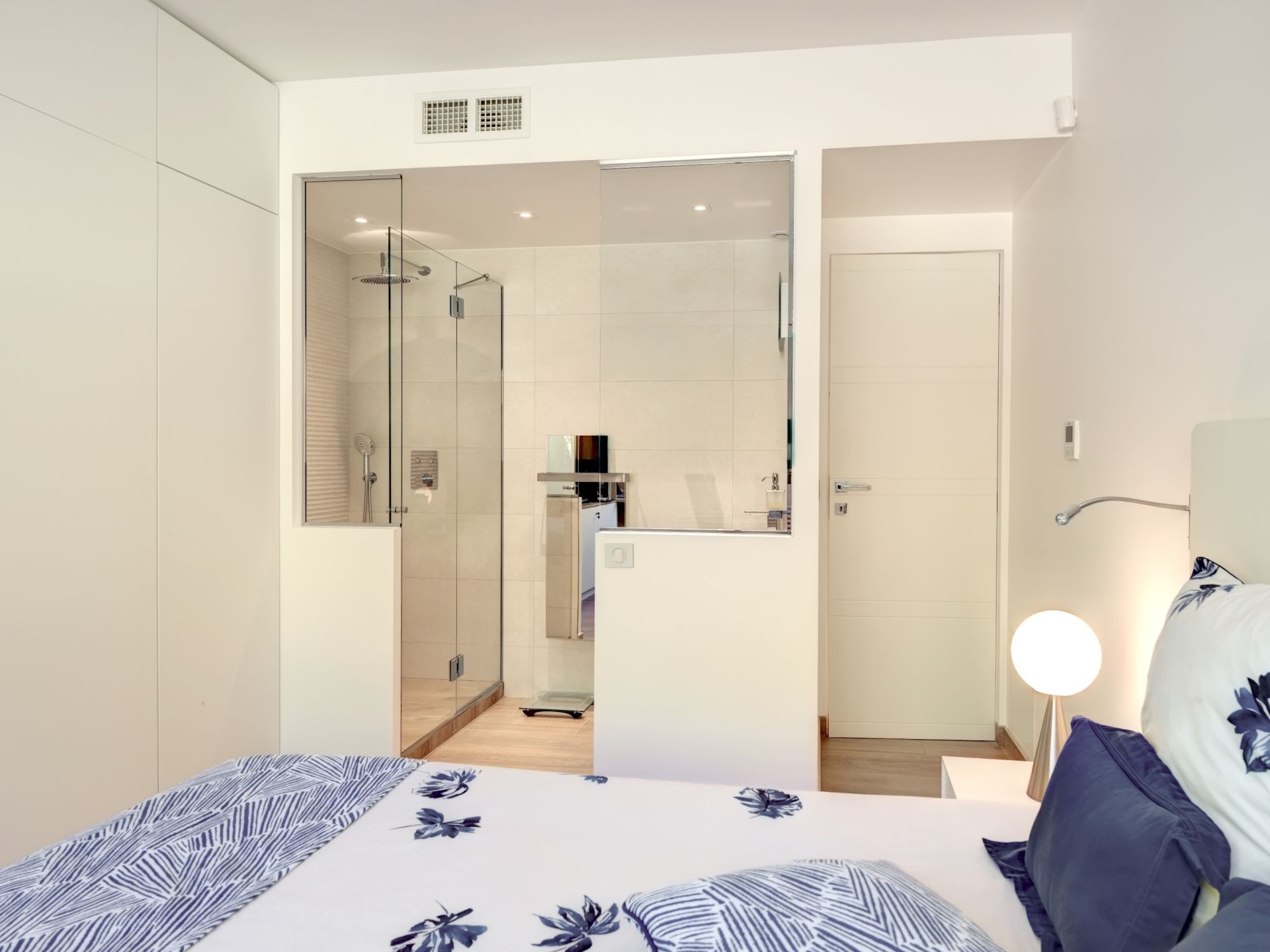 apartment 3 Rooms for sale on LE CANNET (06110)