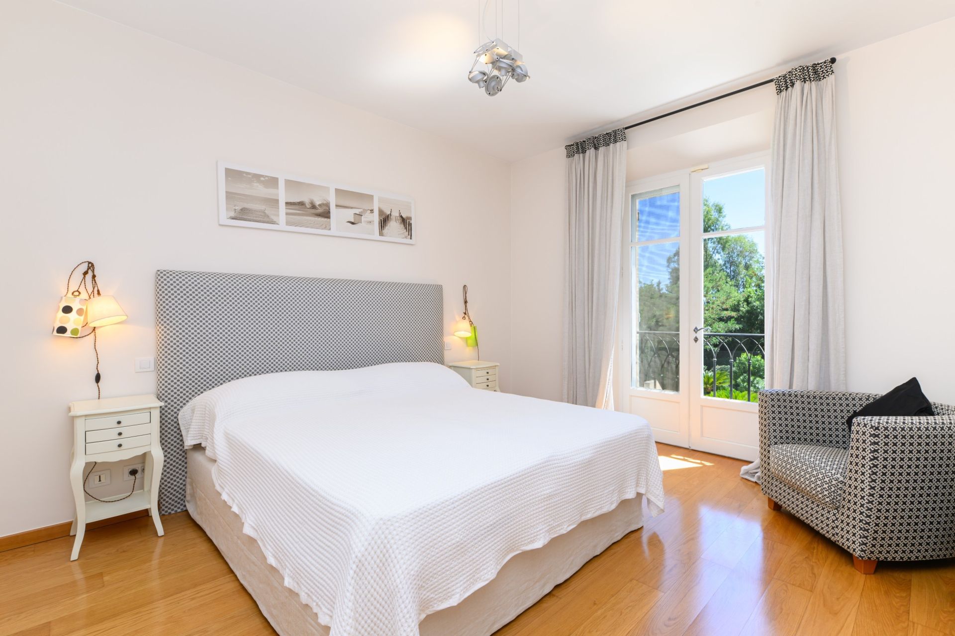 apartment 6 Rooms for sale on ST TROPEZ (83990)