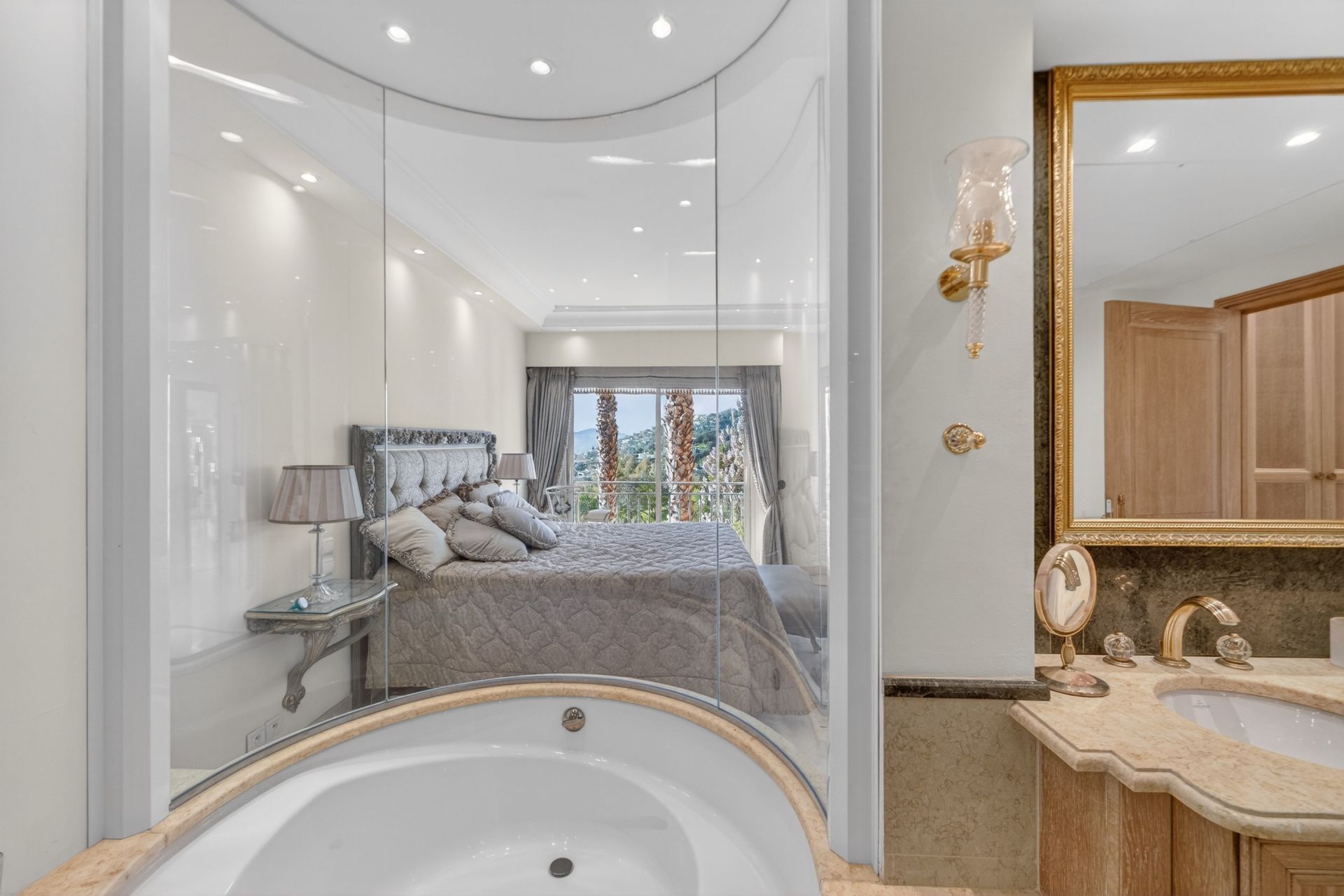 villa 5 Pièces en vente sur MANDELIEU LA NAPOULE (06210)