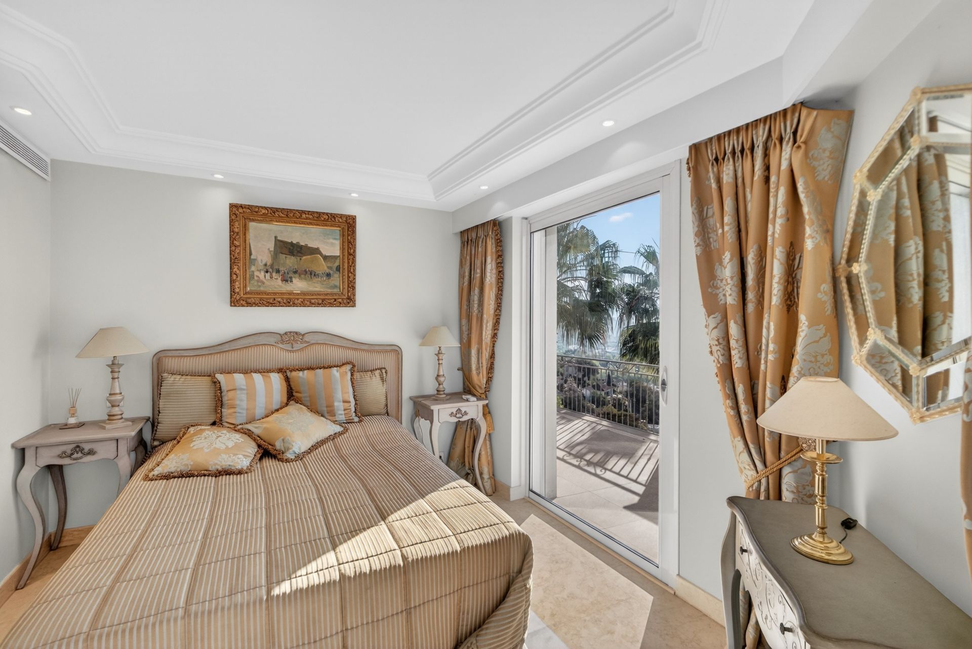 villa 5 Pièces en vente sur MANDELIEU LA NAPOULE (06210)