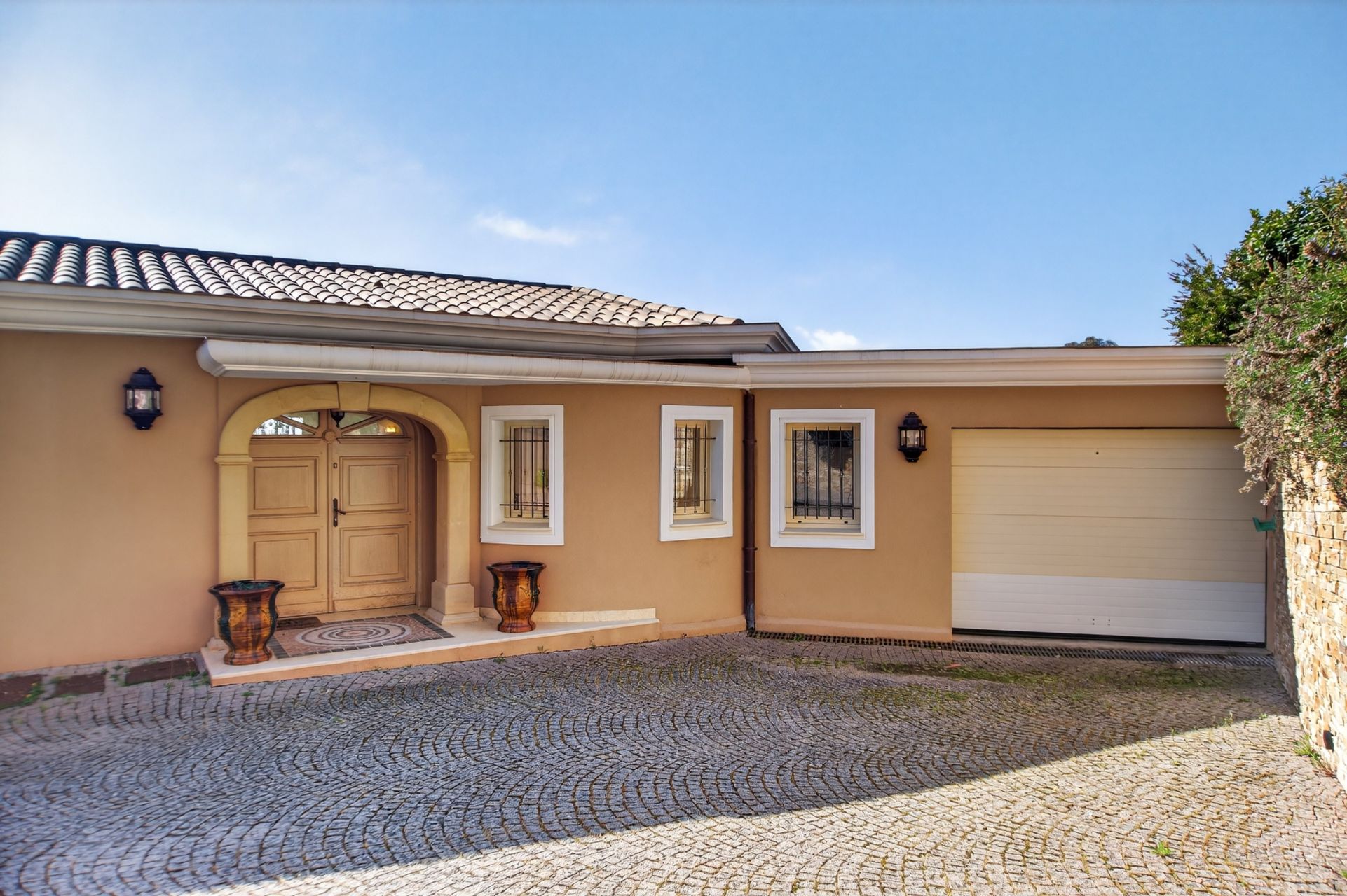 villa 5 Pièces en vente sur MANDELIEU LA NAPOULE (06210)
