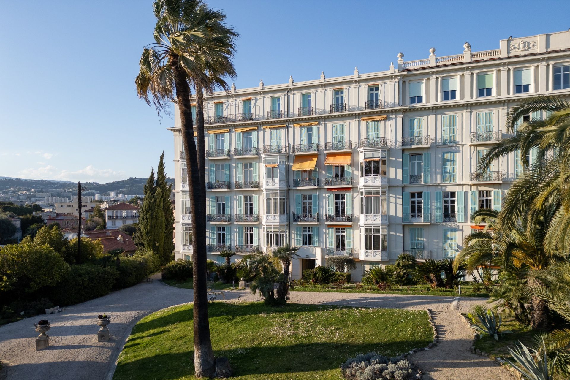 apartment 3 Rooms for sale on NICE (06000)