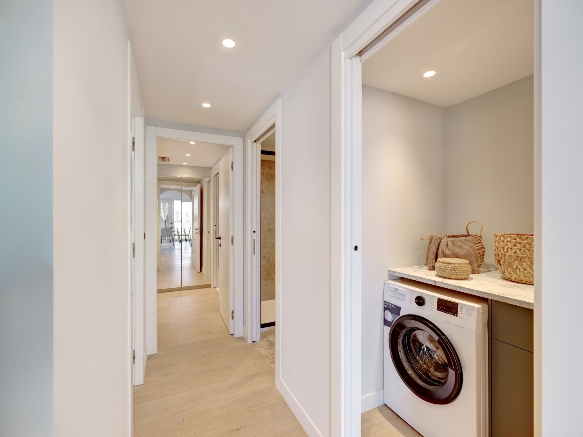 apartment 3 Rooms for sale on ANTIBES (06600)