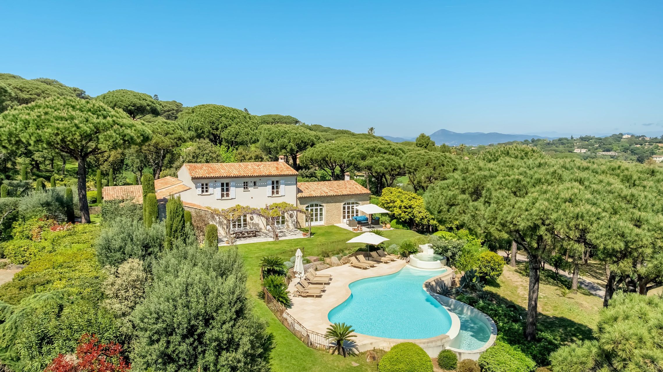 villa 9 Pièces en vente sur RAMATUELLE (83350)