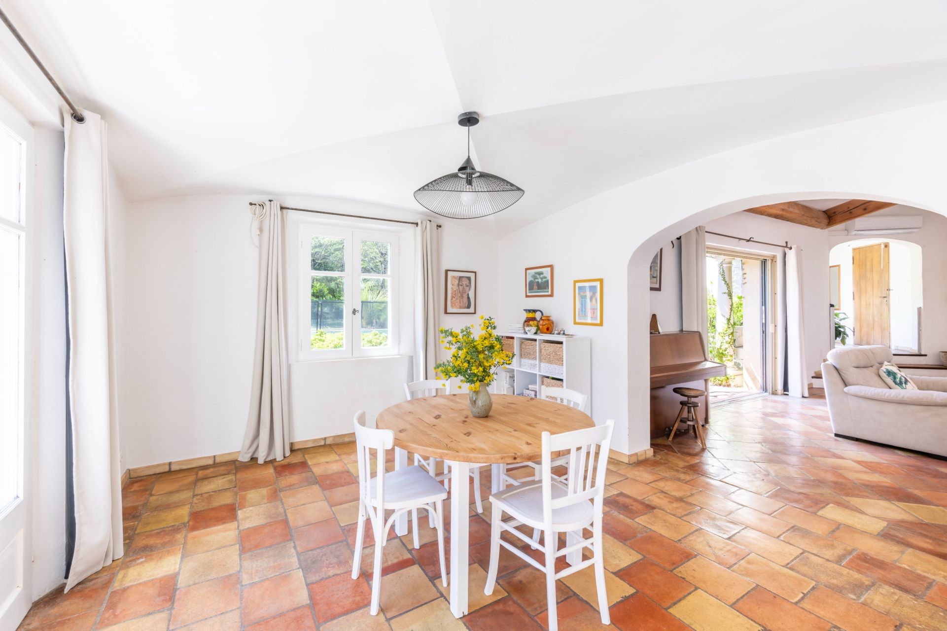 villa 5 Pièces en vente sur ROQUEFORT LES PINS (06330)