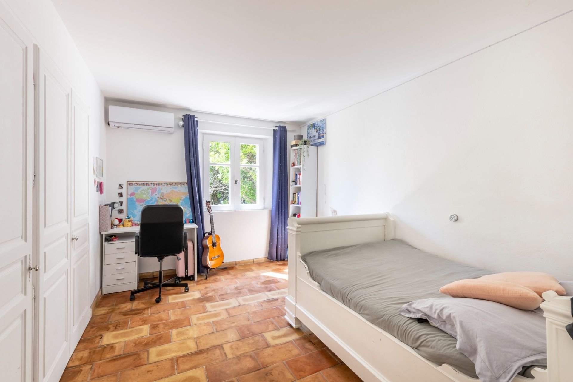 villa 5 Pièces en vente sur ROQUEFORT LES PINS (06330)