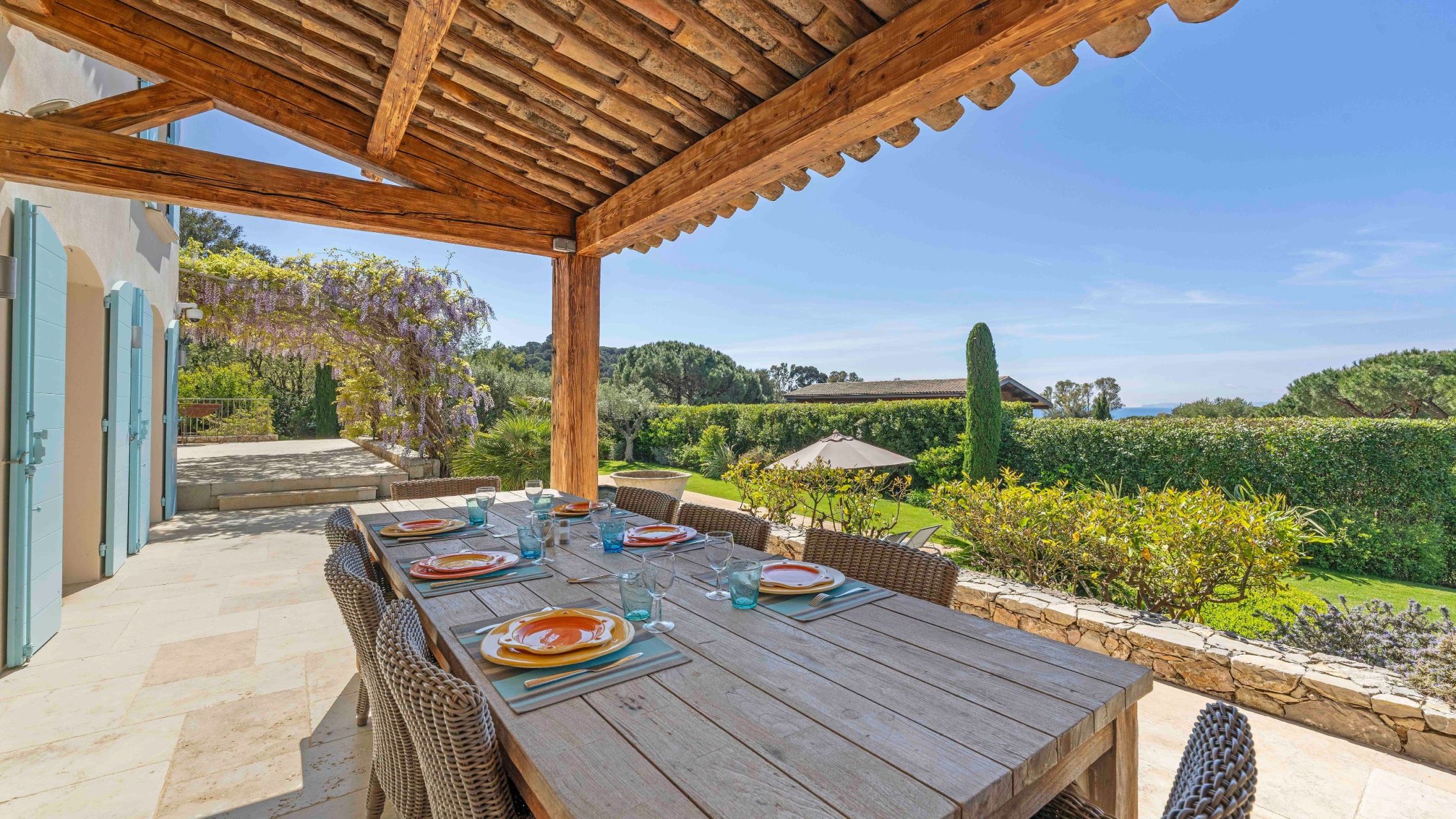 propriété 10 Pièces en vente sur LA CROIX VALMER (83420)