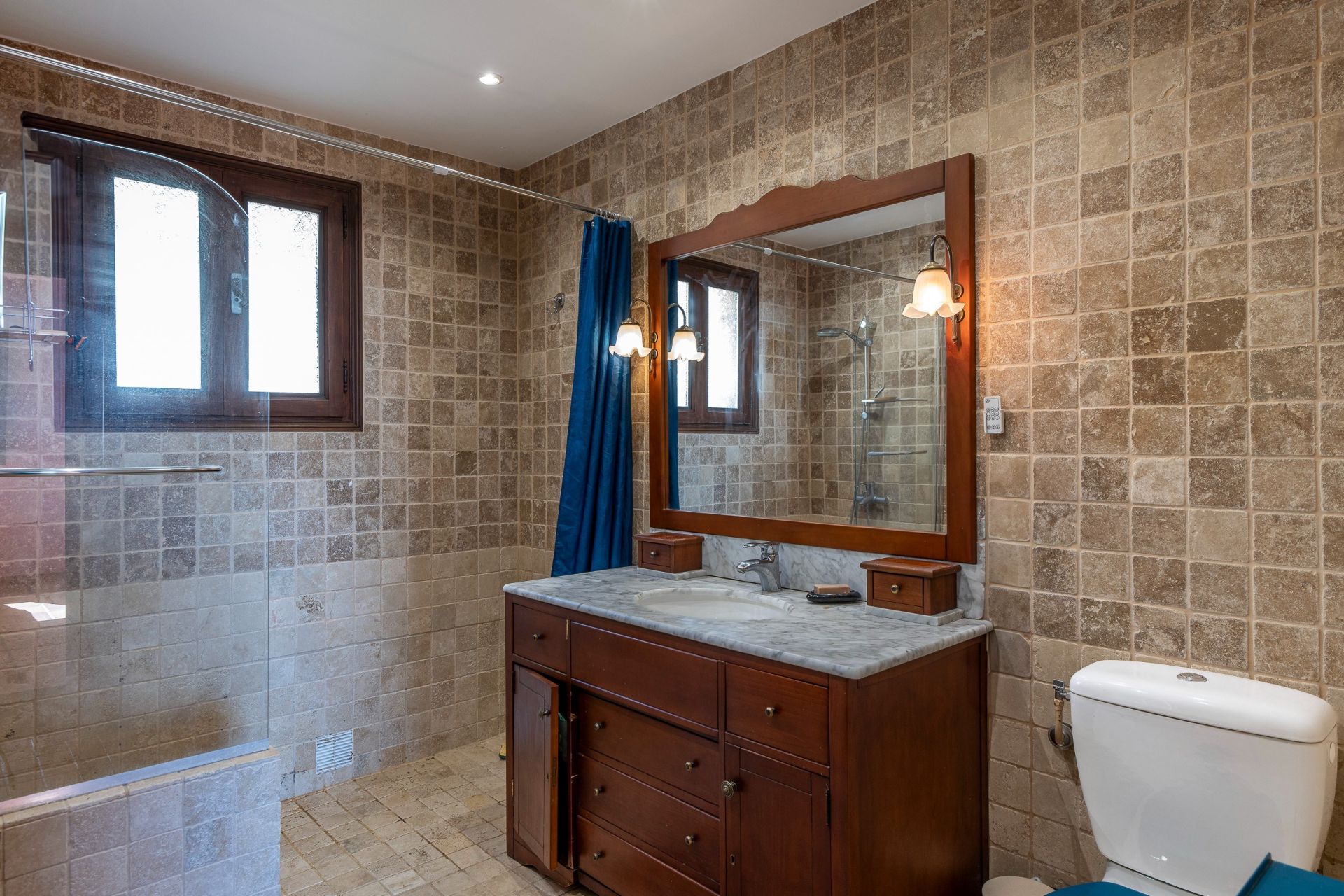 provencal house 7 Rooms for sale on VENCE (06140)