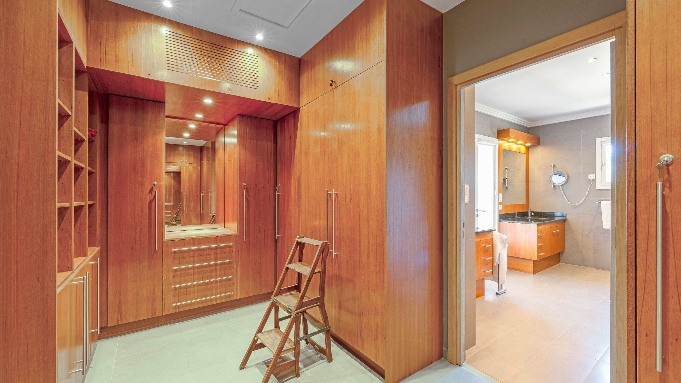 villa 8 Pièces en vente sur GRIMAUD (83310)