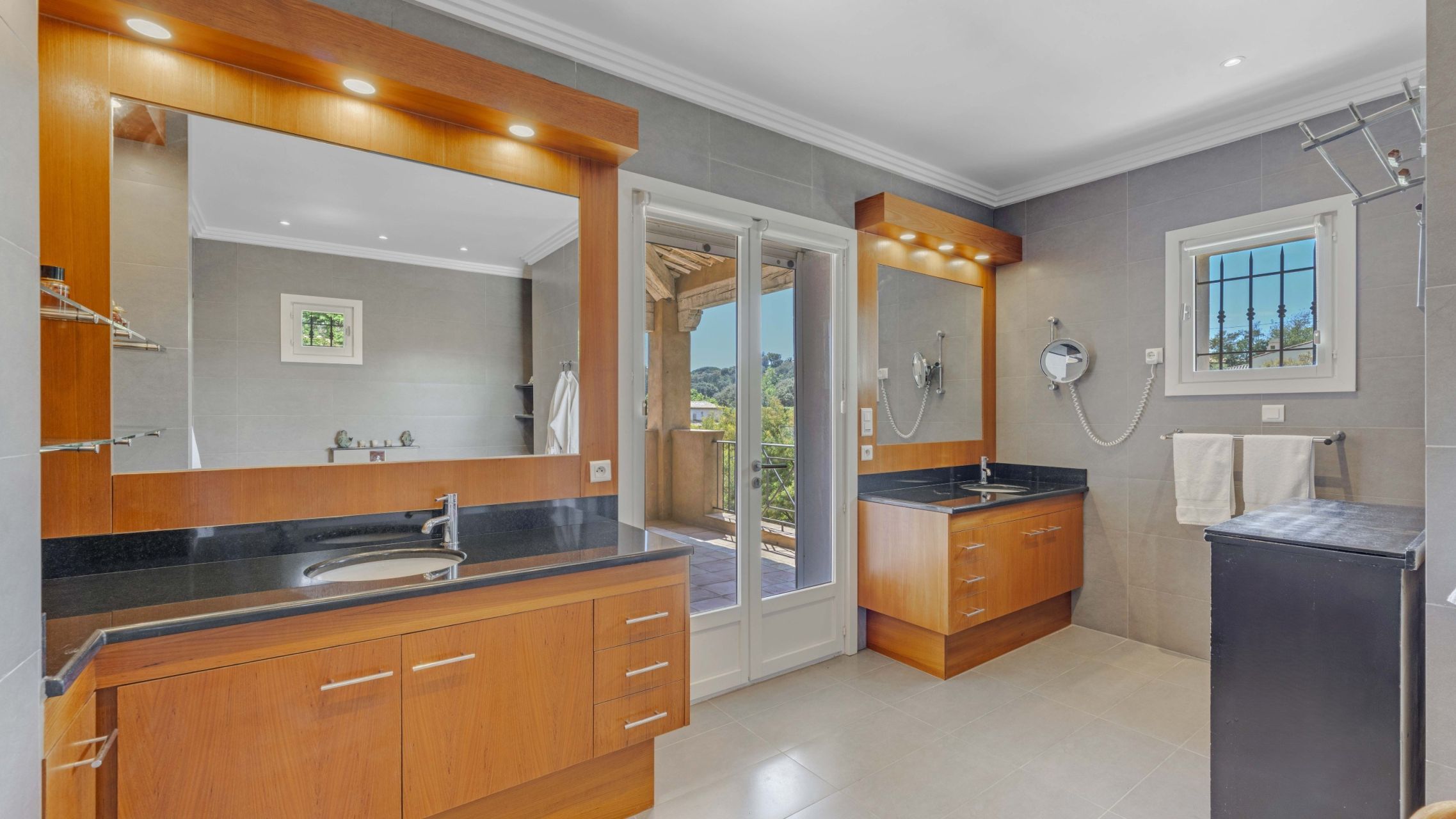 villa 8 Pièces en vente sur GRIMAUD (83310)