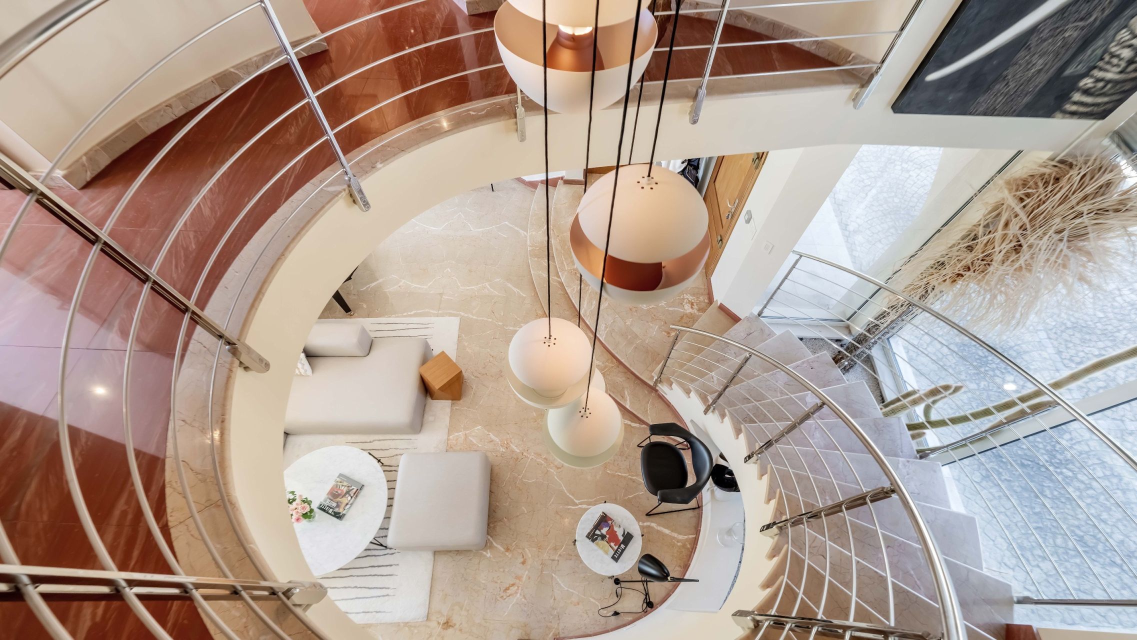 villa 9 Rooms for sale on GRIMAUD (83310)