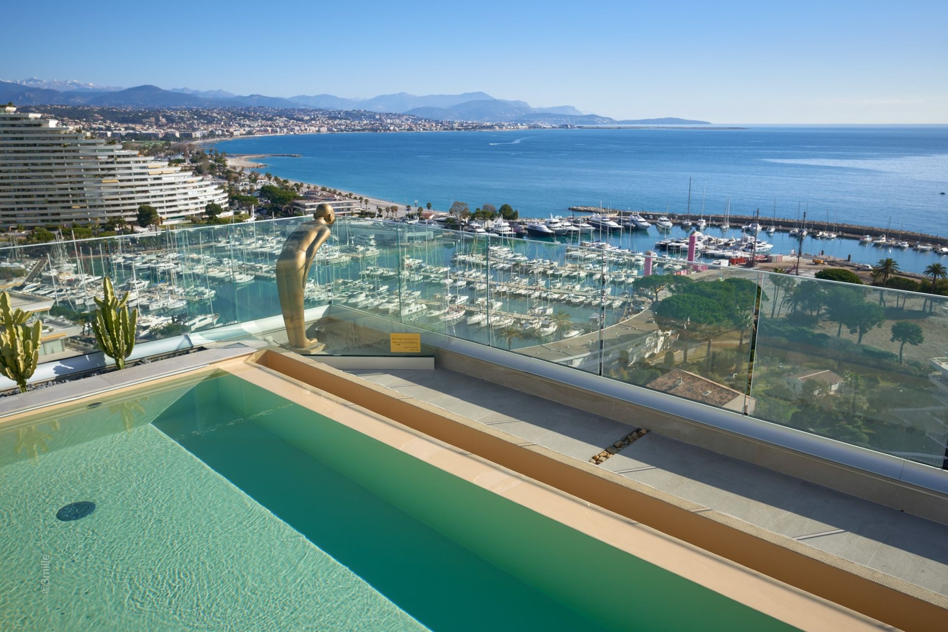 penthouse 7 Pièces en vente sur VILLENEUVE LOUBET (06270)