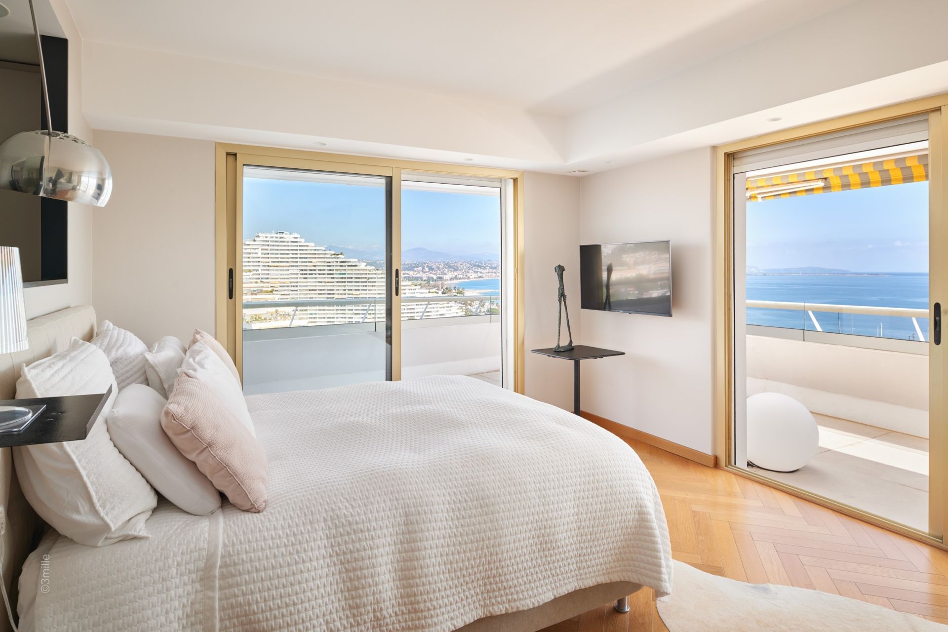 penthouse 7 Pièces en vente sur VILLENEUVE LOUBET (06270)