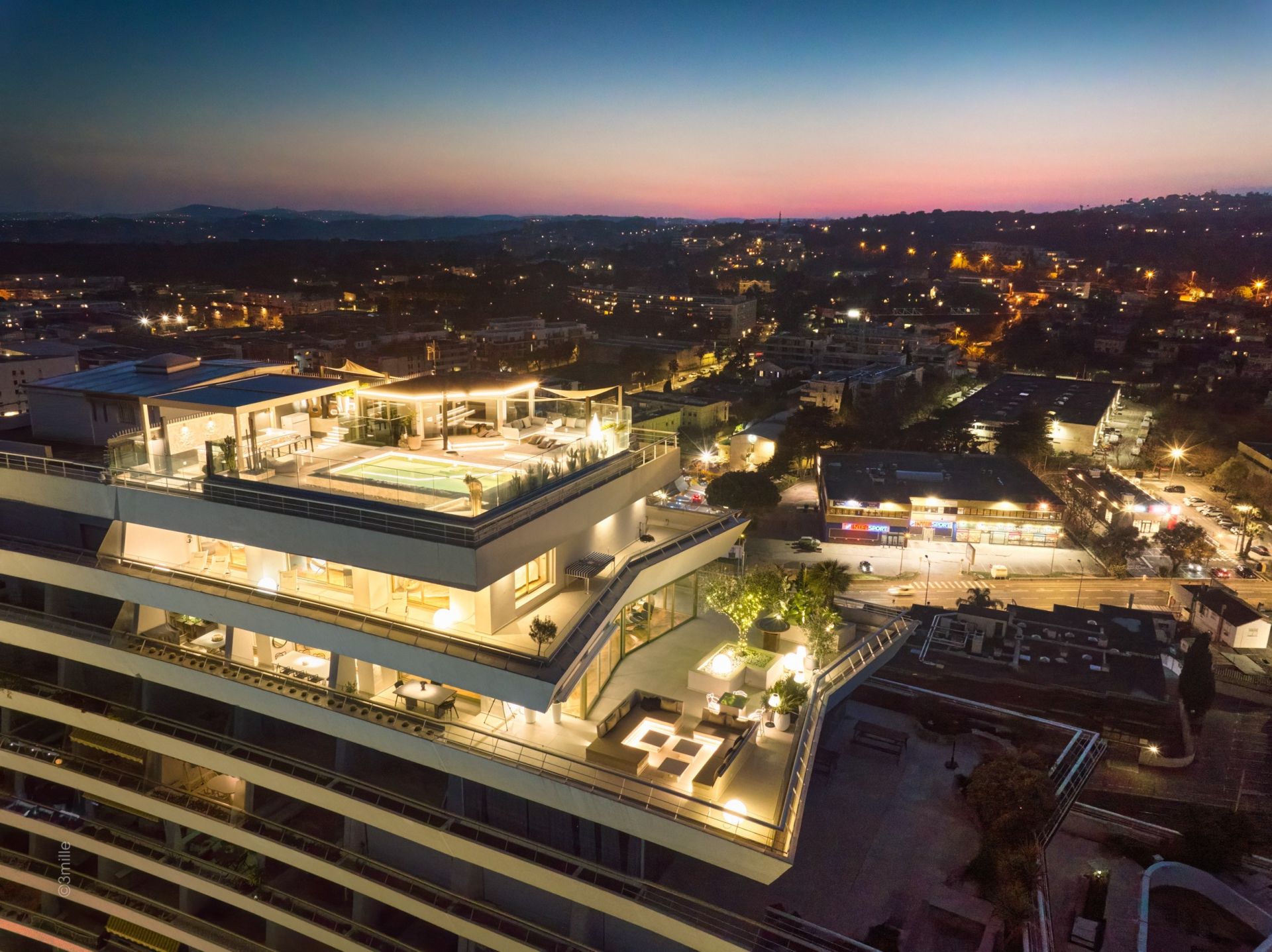 penthouse 7 Pièces en vente sur VILLENEUVE LOUBET (06270)