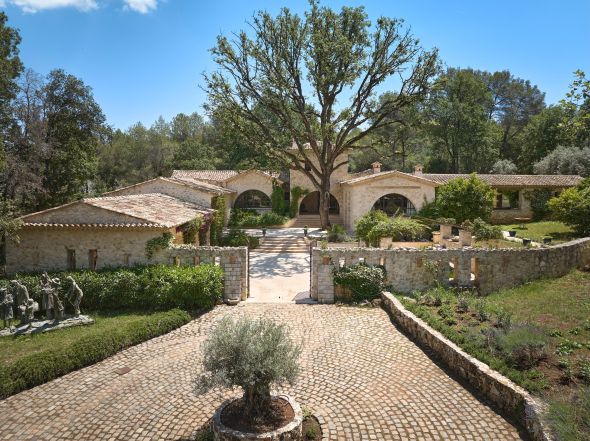 Vente Maison provençale Roquefort-les-Pins 14&nbsp;Pièces 600&nbsp;m²