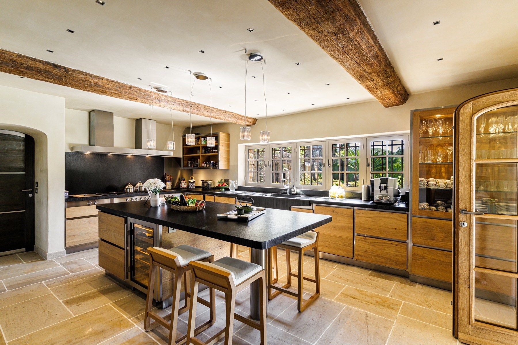 maison provençale 11 Pièces en vente sur LA COLLE SUR LOUP (06480)