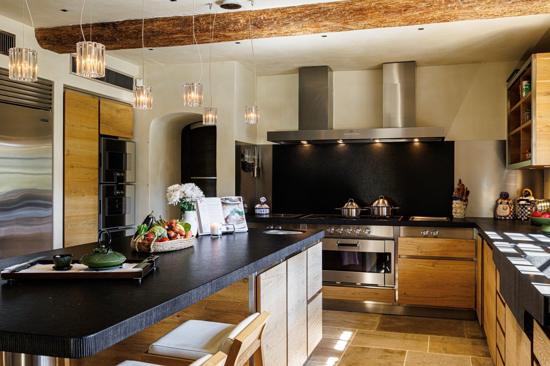 maison provençale 11 Pièces en vente sur LA COLLE SUR LOUP (06480)