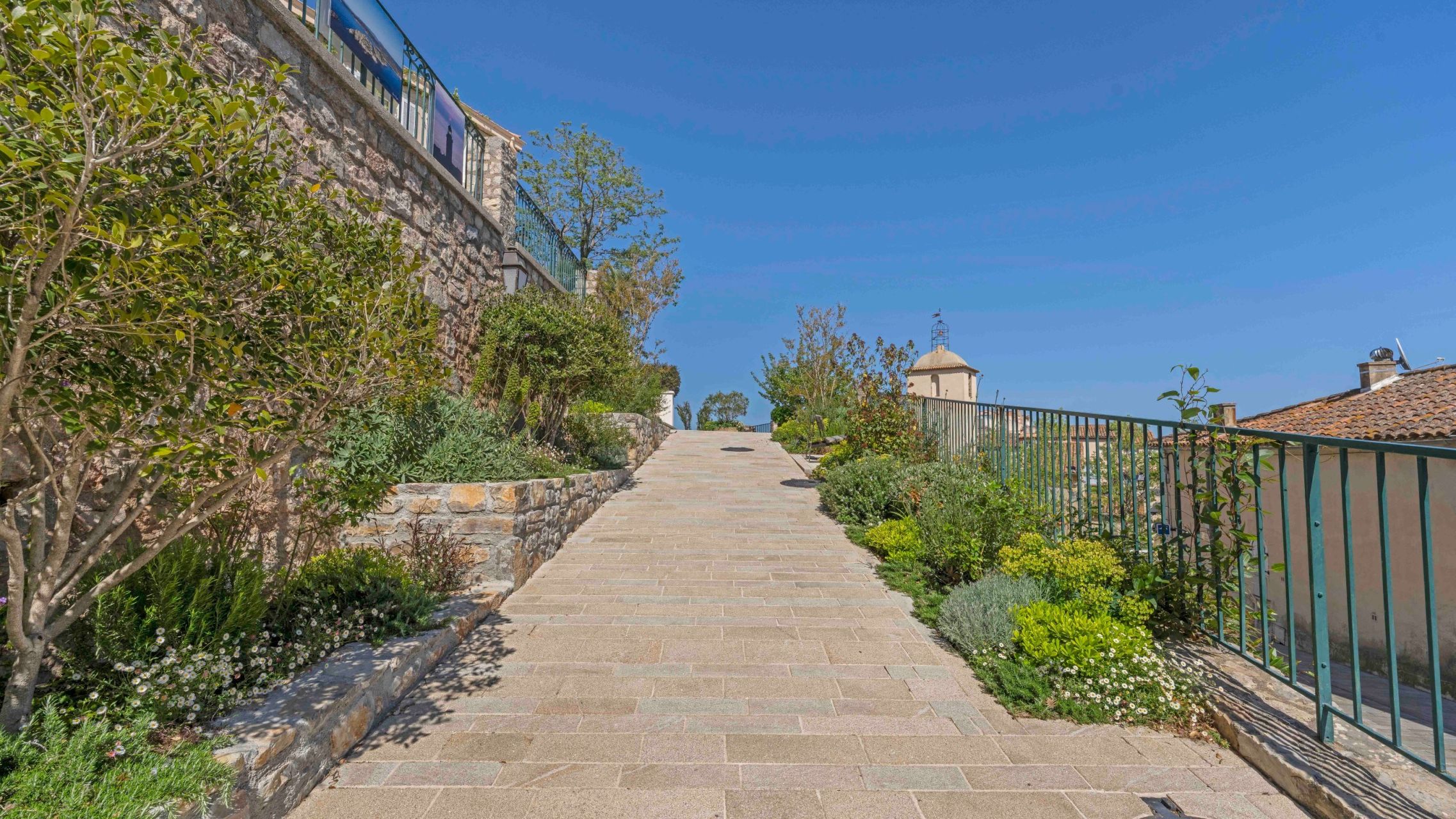 maison 4 Pièces en vente sur RAMATUELLE (83350)