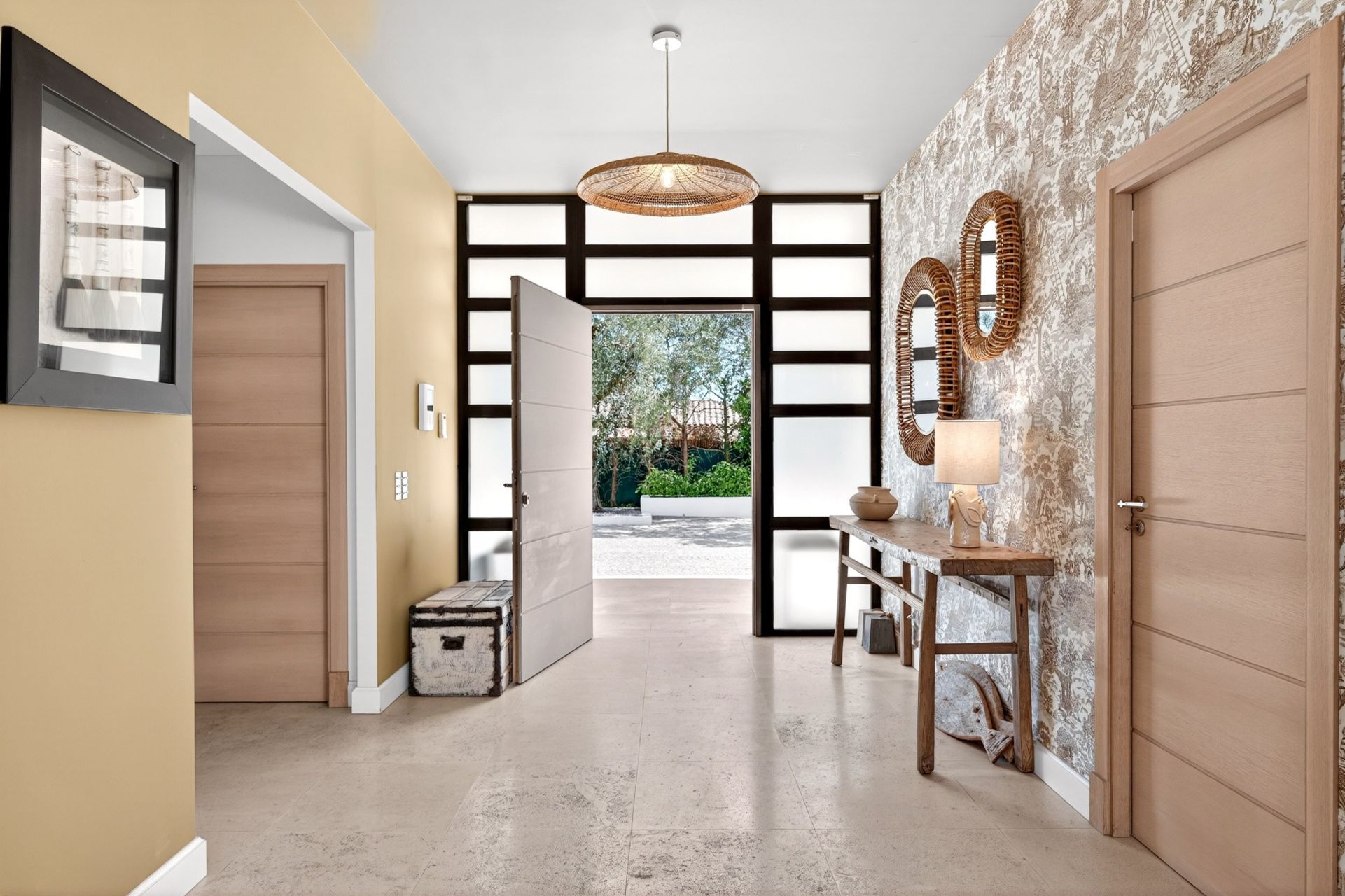 villa 16 Pièces en vente sur VALBONNE (06560)