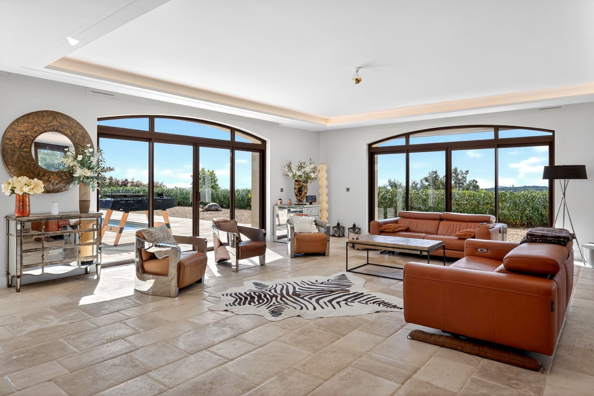 villa 7 Rooms for sale on ROQUEFORT LES PINS (06330)
