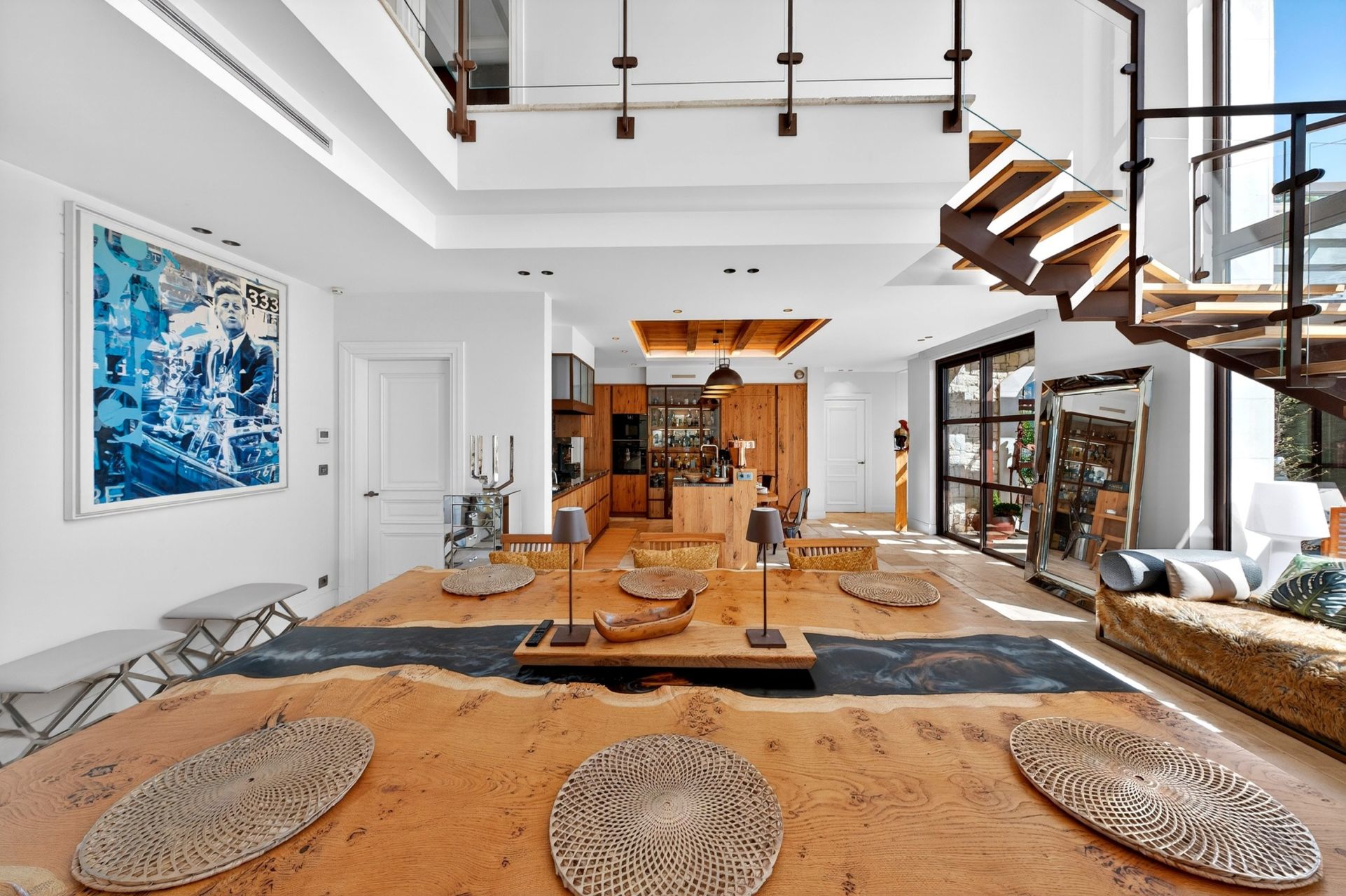 villa 7 Pièces en vente sur ROQUEFORT LES PINS (06330)