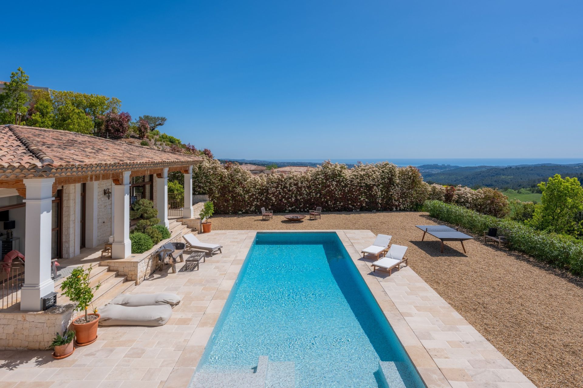 villa 7 Rooms for sale on ROQUEFORT LES PINS (06330)