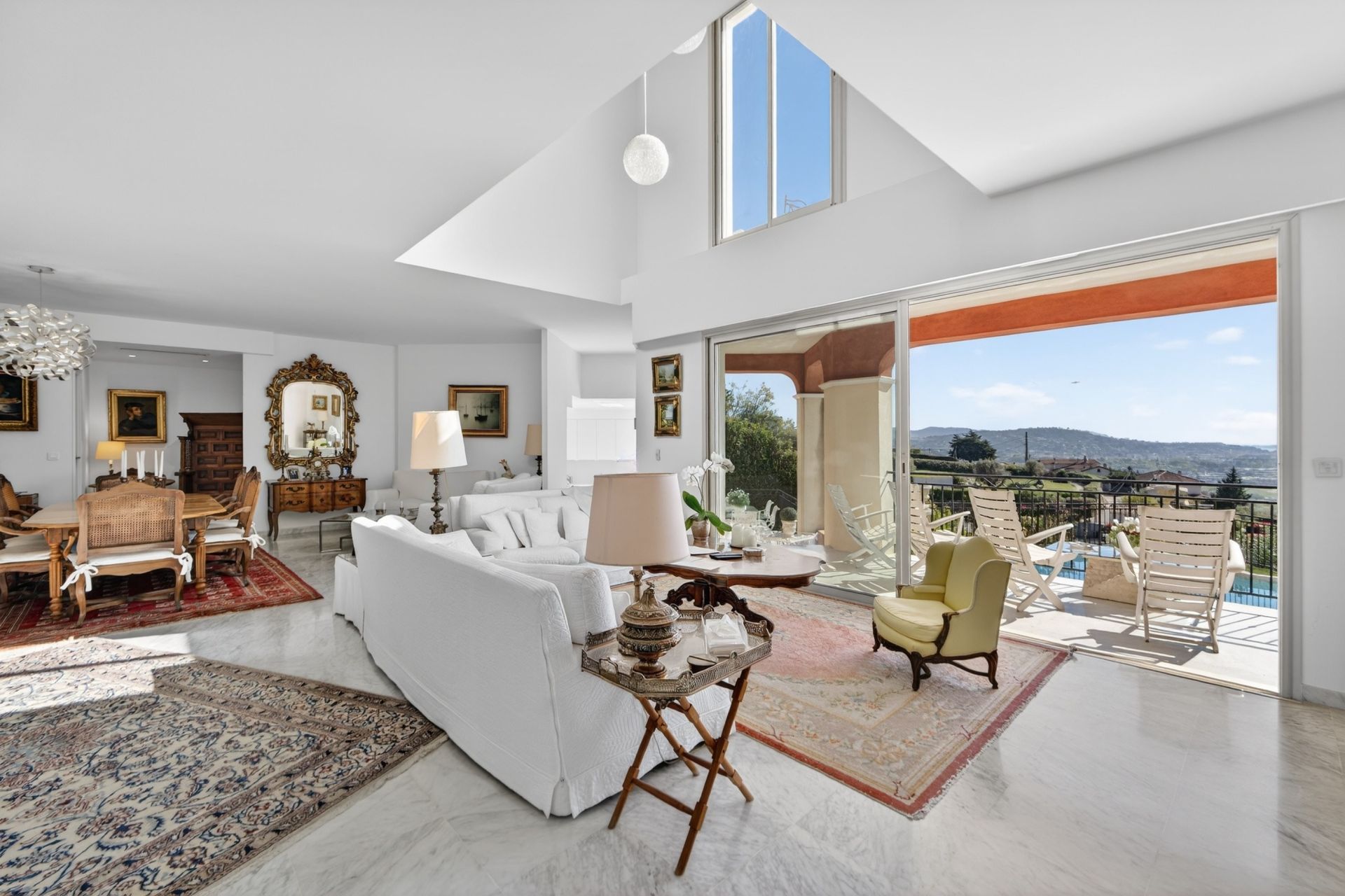 villa 6 Pièces en vente sur MANDELIEU LA NAPOULE (06210)