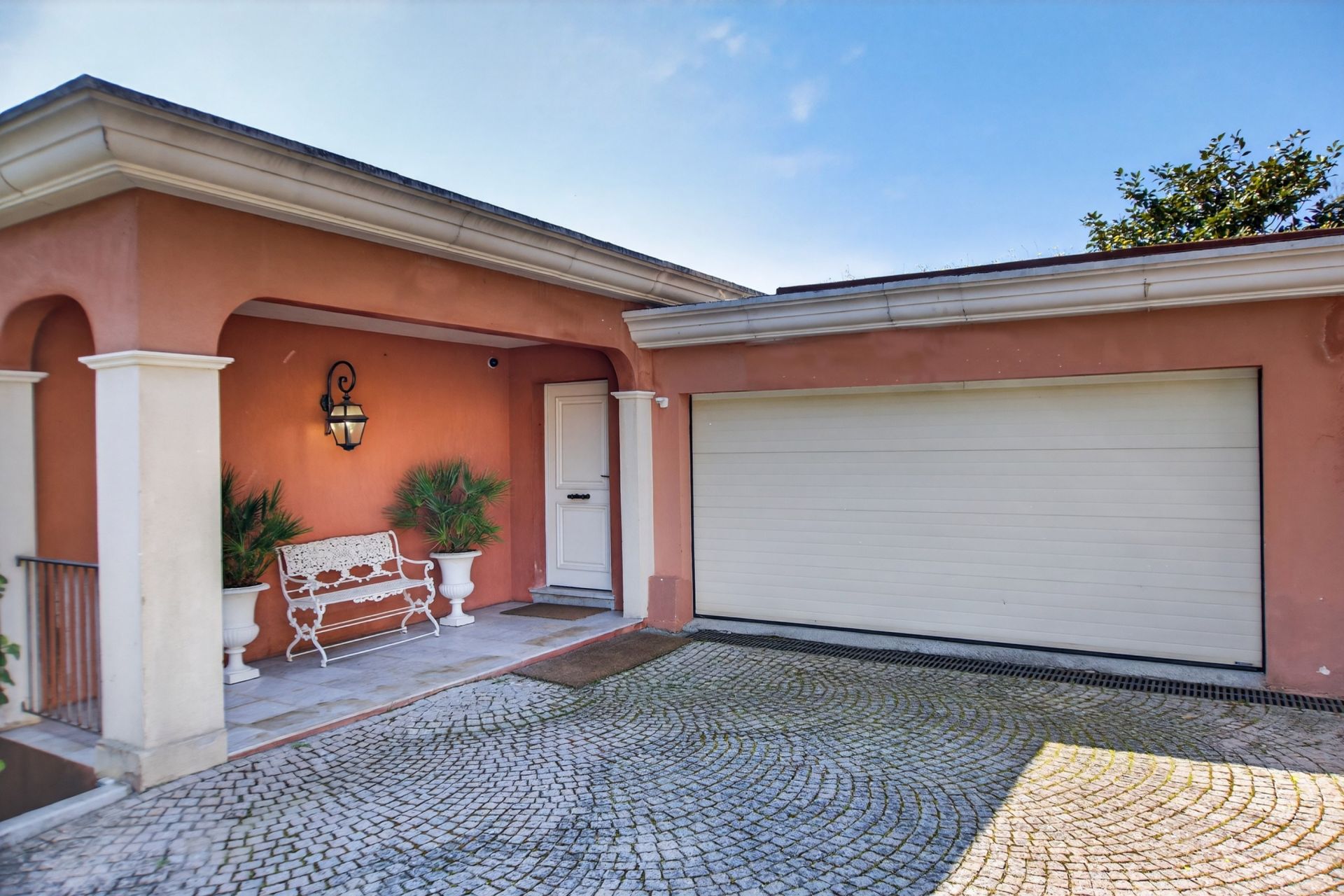 villa 6 Pièces en vente sur MANDELIEU LA NAPOULE (06210)