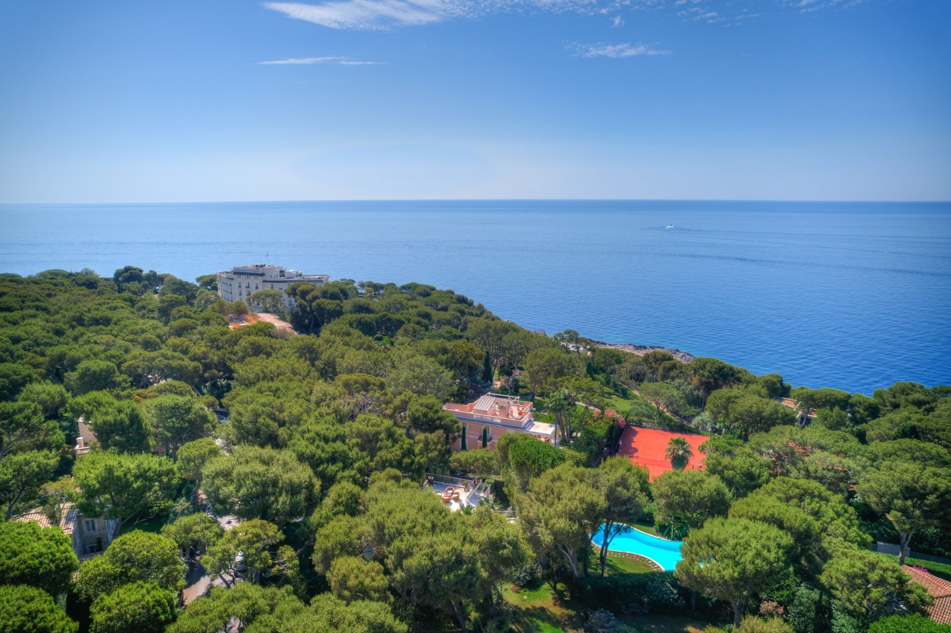 contemporary house 7 Rooms for sale on ST JEAN CAP FERRAT (06230)