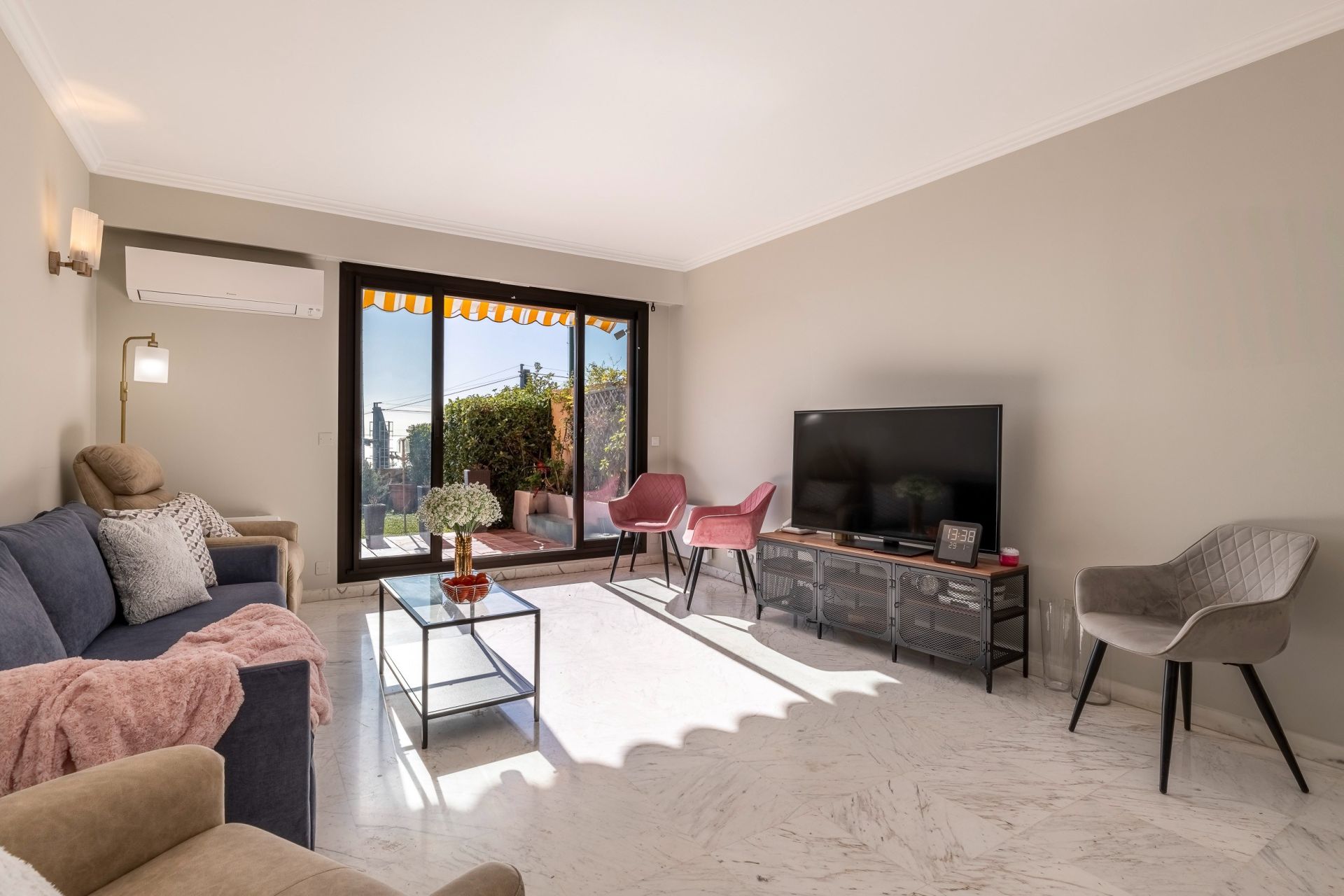 apartment 3 Rooms for sale on ROQUEBRUNE CAP MARTIN (06190)