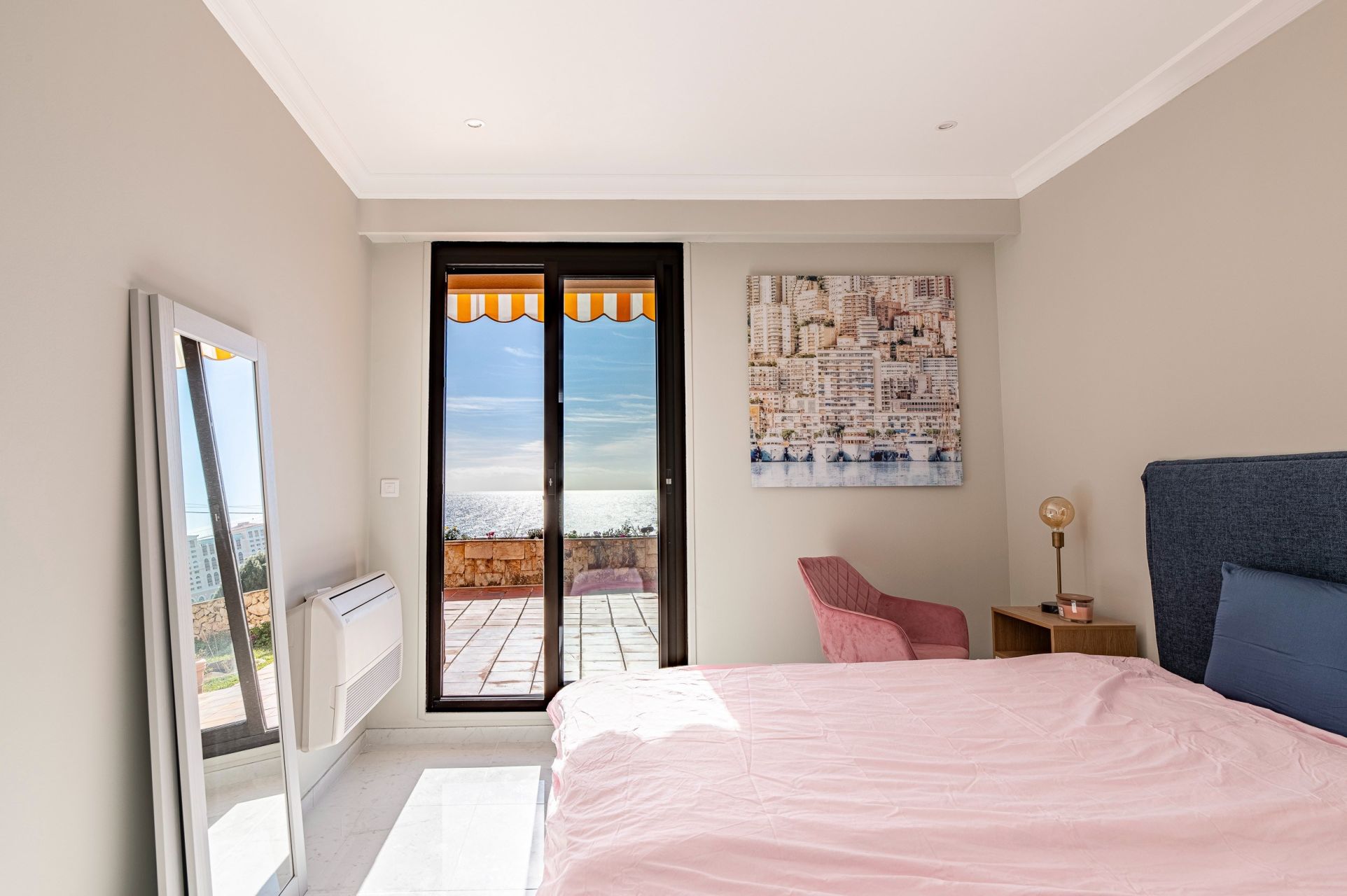 apartment 3 Rooms for sale on ROQUEBRUNE CAP MARTIN (06190)
