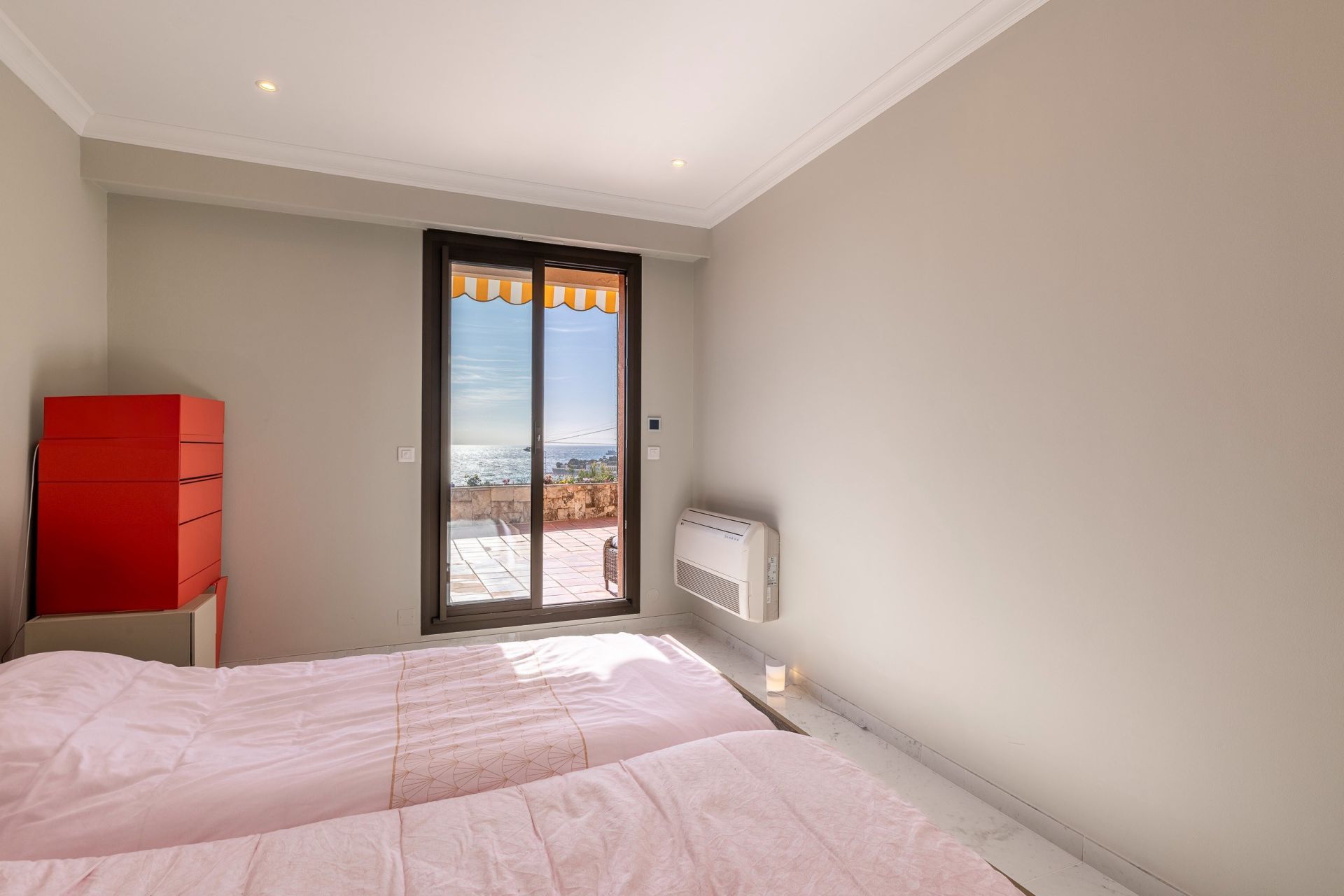 apartment 3 Rooms for sale on ROQUEBRUNE CAP MARTIN (06190)