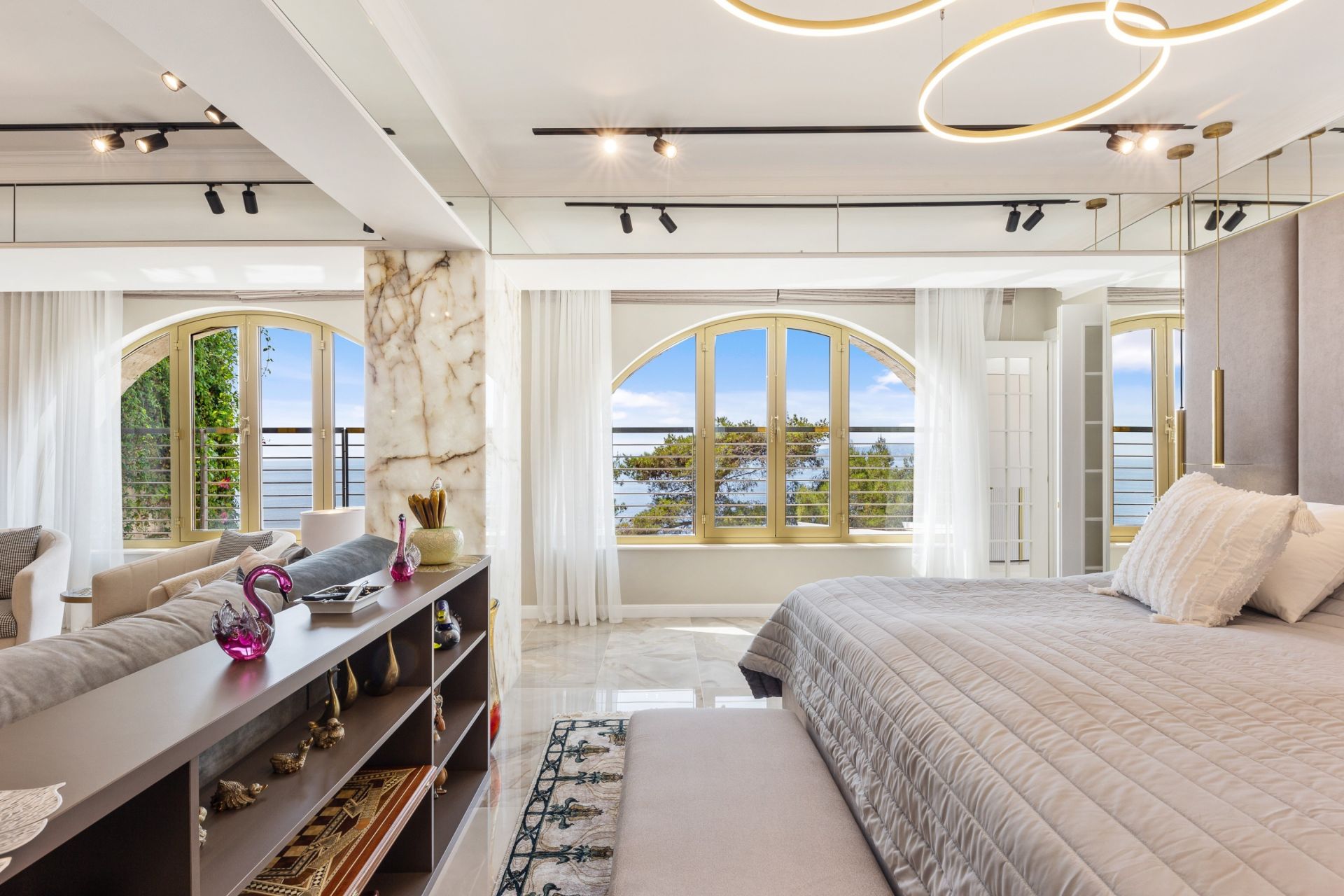 property 10 Rooms for sale on ST JEAN CAP FERRAT (06230)