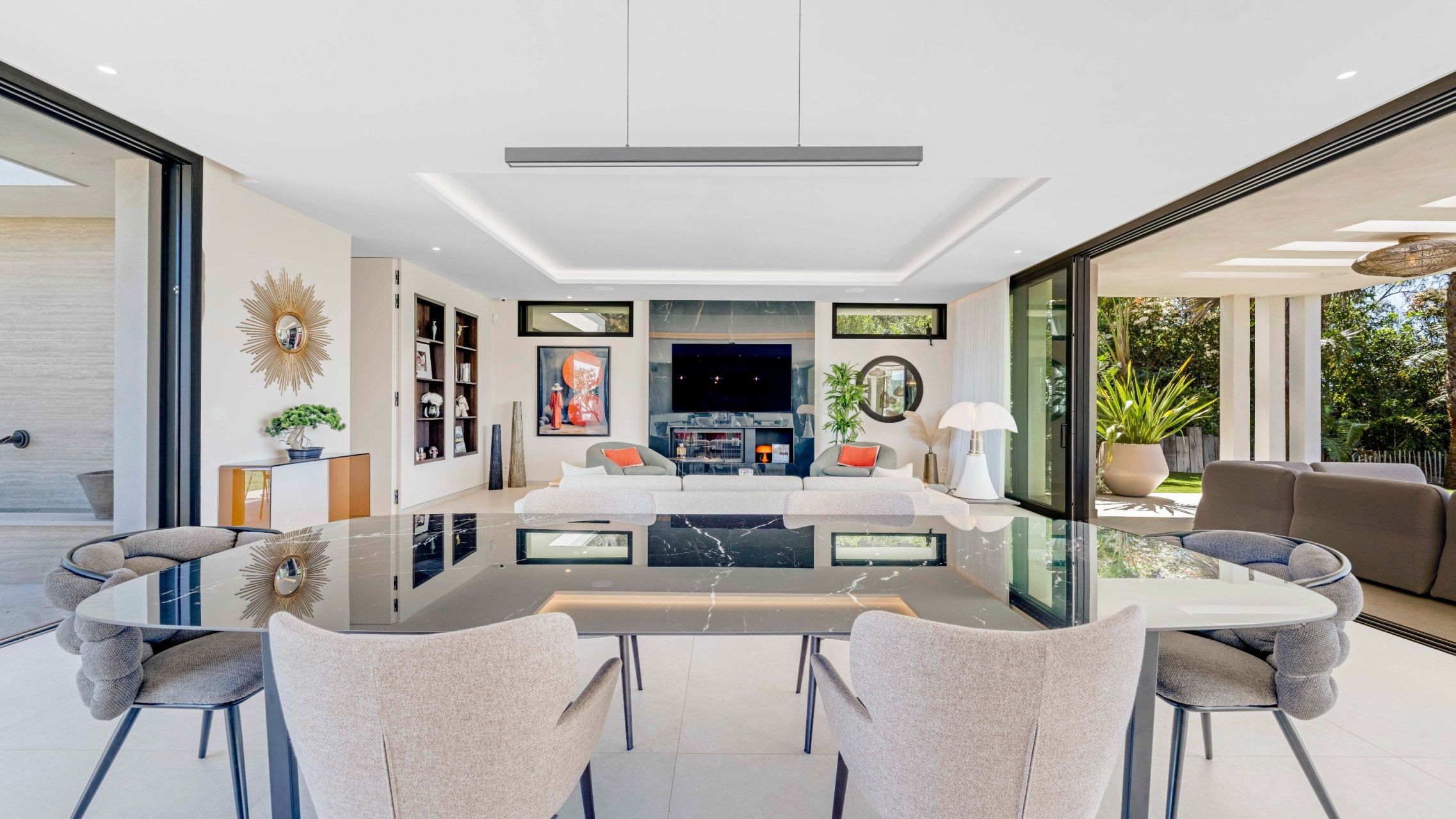 maison contemporaine 10 Pièces en vente sur STE MAXIME (83120)