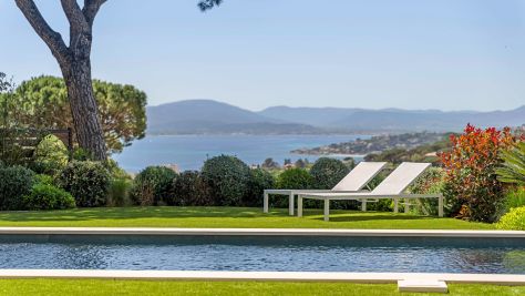 Sale Contemporary house Sainte-Maxime 10&nbsp;Rooms 420&nbsp;m²