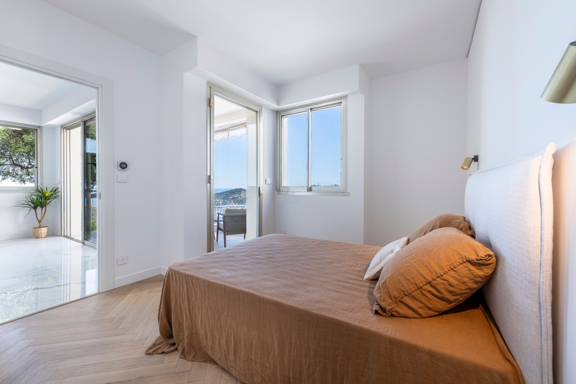 apartment 3 Rooms for sale on VILLEFRANCHE SUR MER (06230)