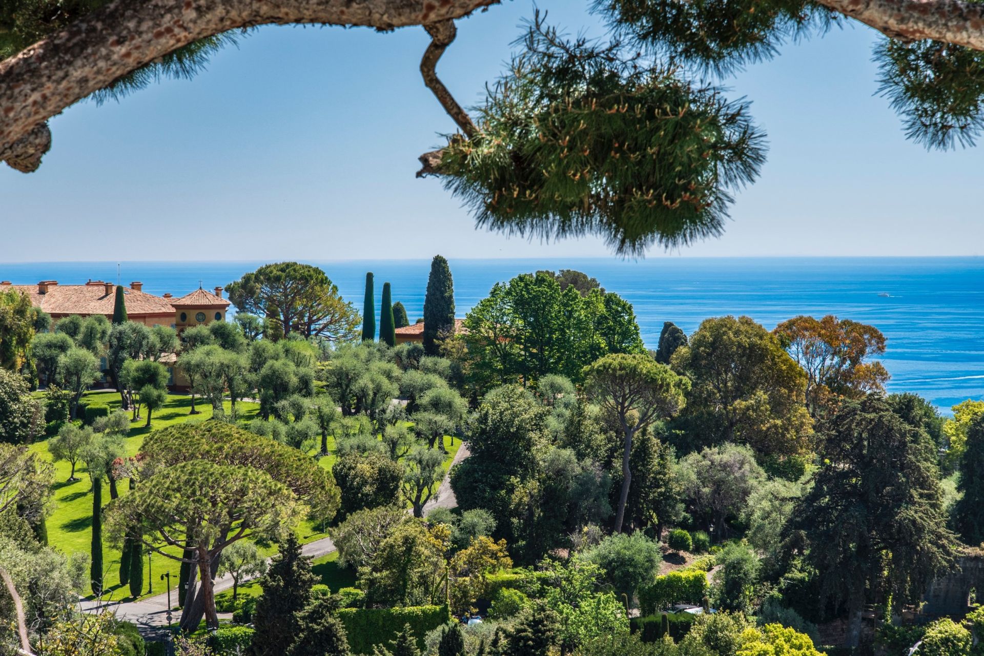 apartment 3 Rooms for sale on VILLEFRANCHE SUR MER (06230)