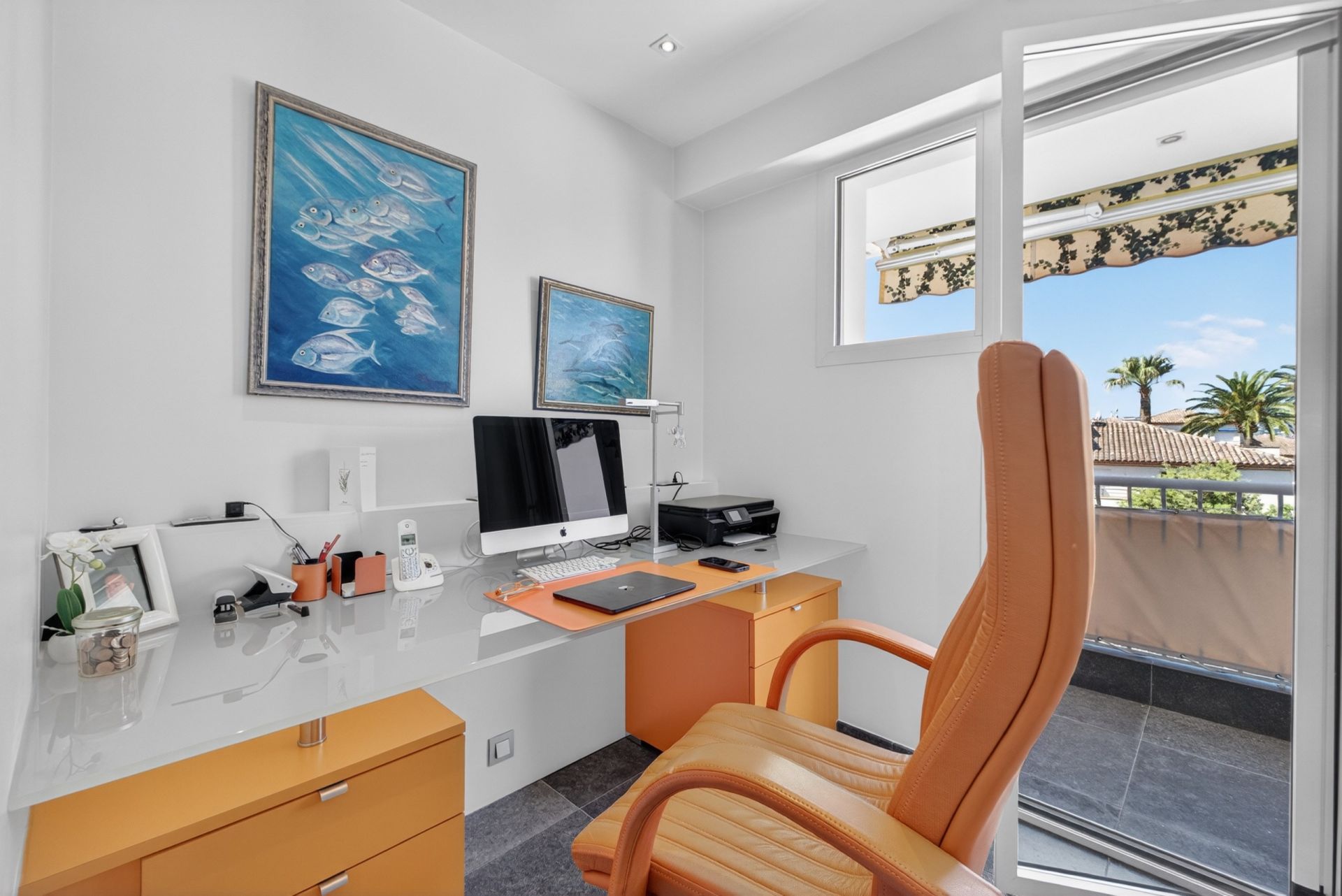 apartment 4 Rooms for sale on ANTIBES (06600)