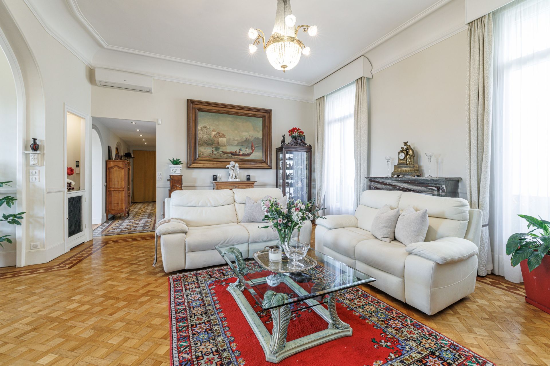 apartment 7 Rooms for sale on NICE (06000)