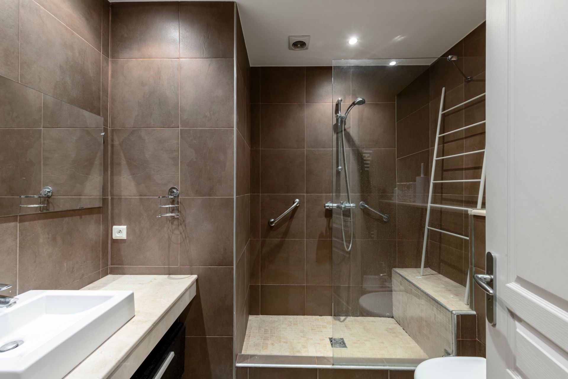 apartment 3 Rooms for sale on NICE (06000)