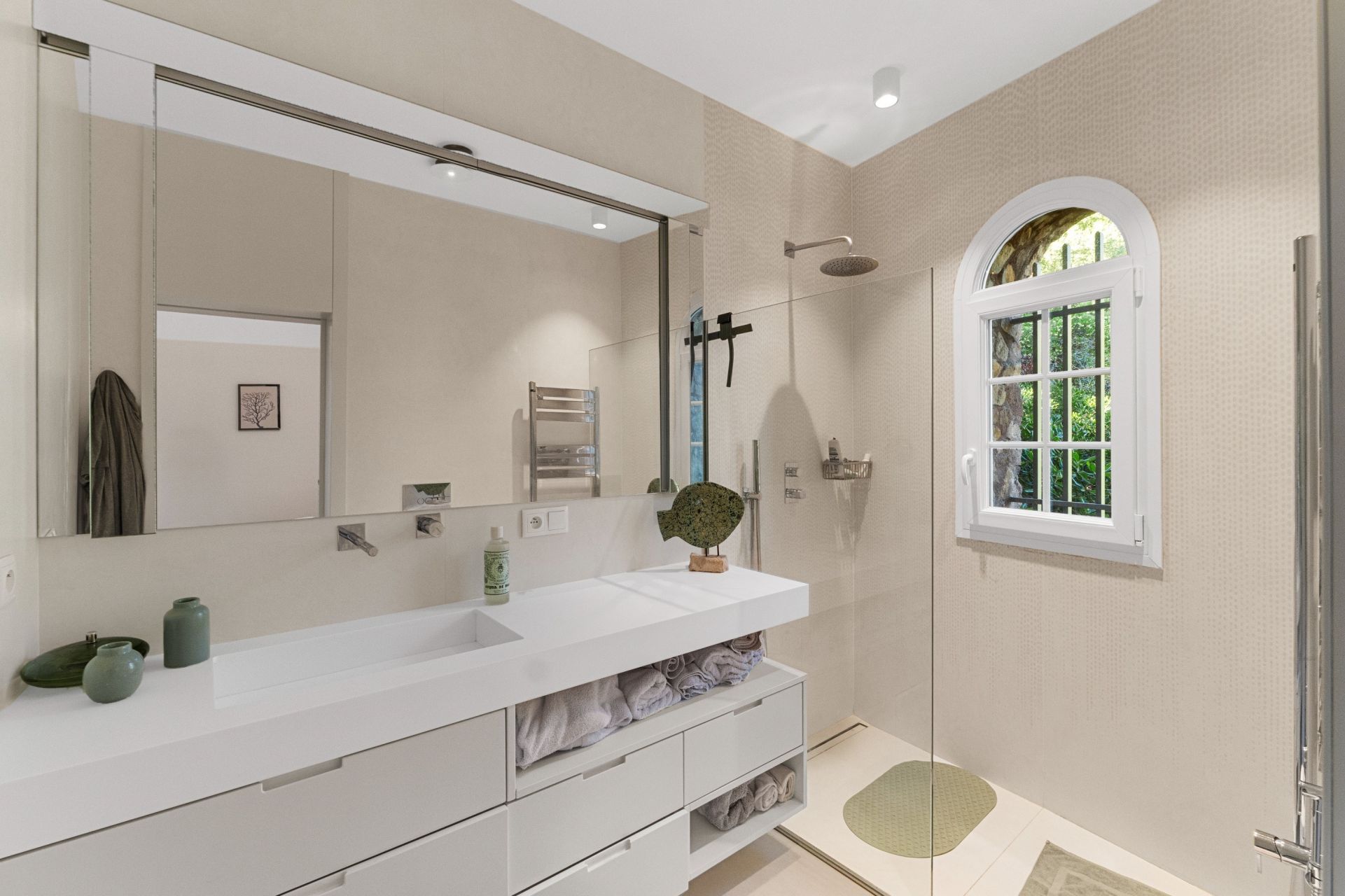 villa 6 Pièces en vente sur THEOULE SUR MER (06590)