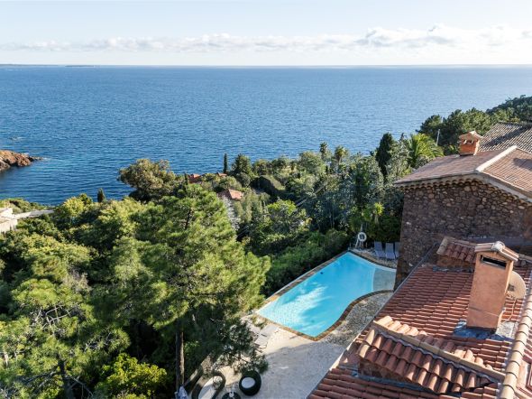Vente Villa Théoule-sur-Mer 6&nbsp;Pièces 260&nbsp;m²