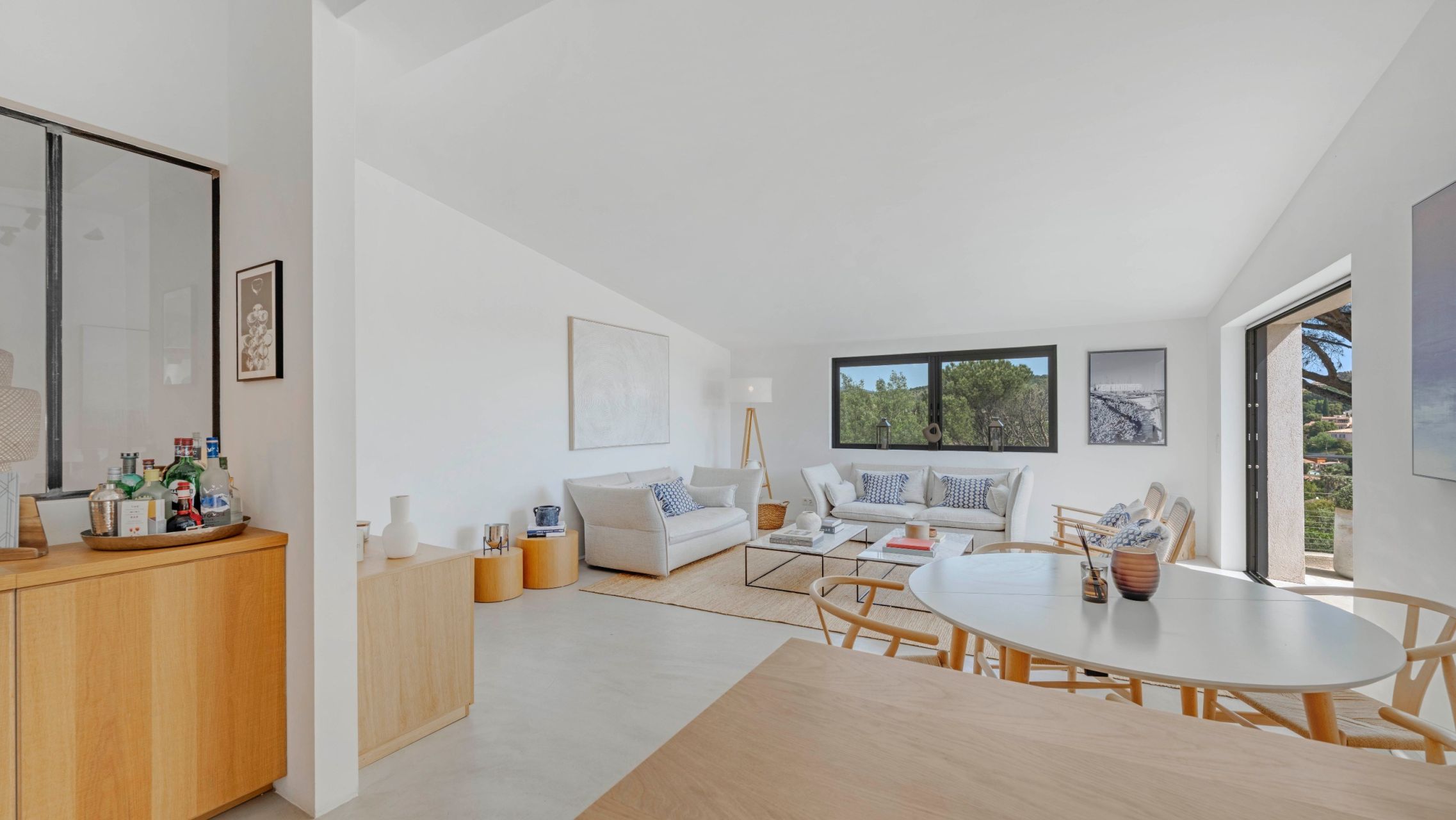 villa 6 Rooms for sale on GRIMAUD (83310)