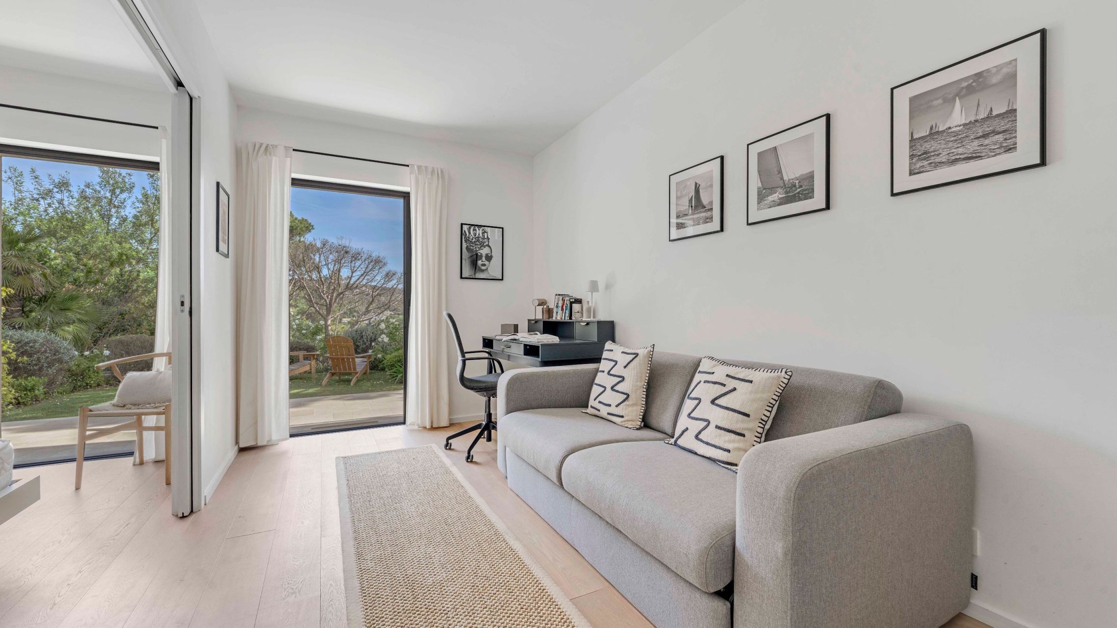 villa 6 Rooms for sale on GRIMAUD (83310)