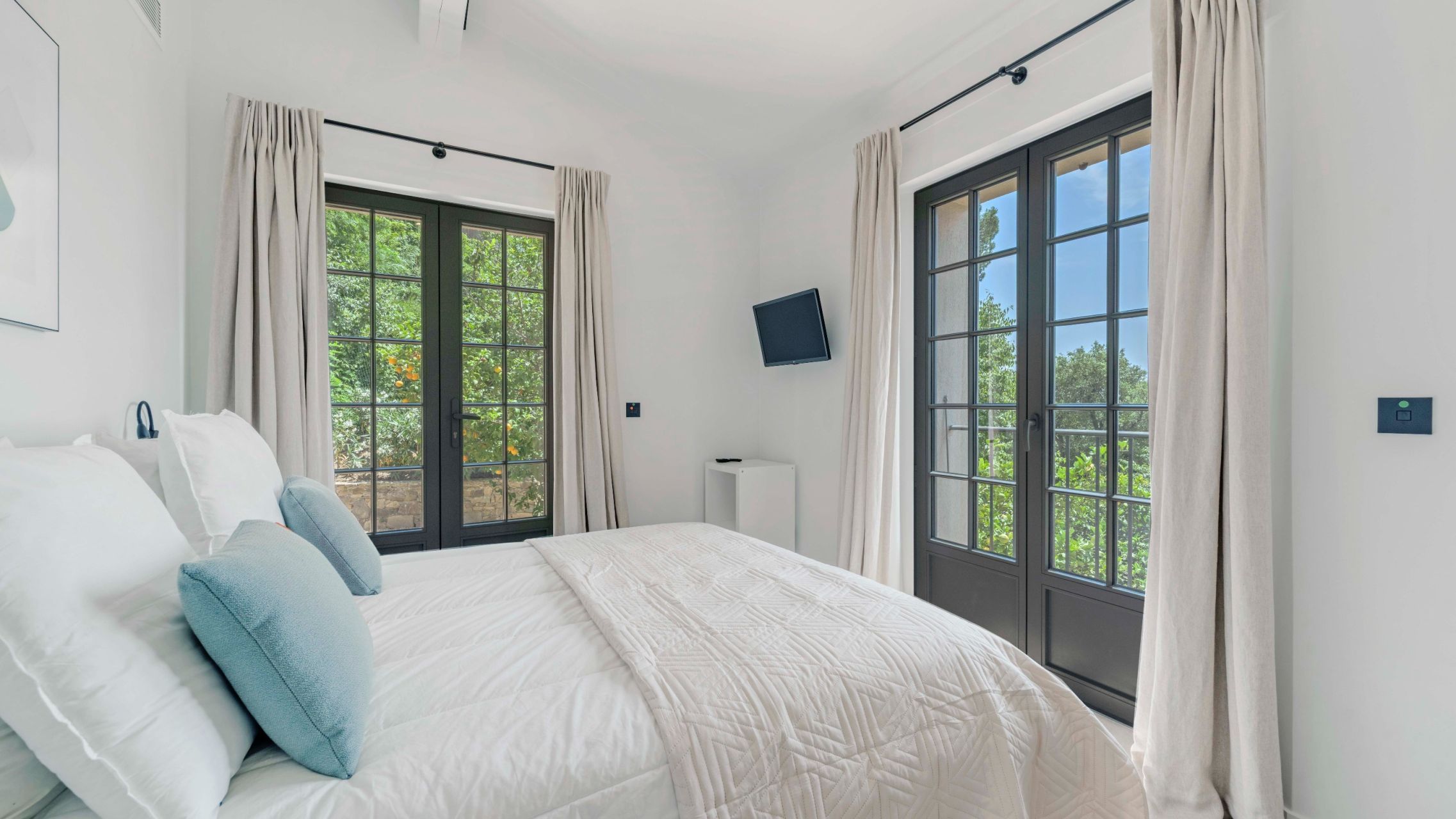 maison provençale 8 Pièces en vente sur GASSIN (83580)